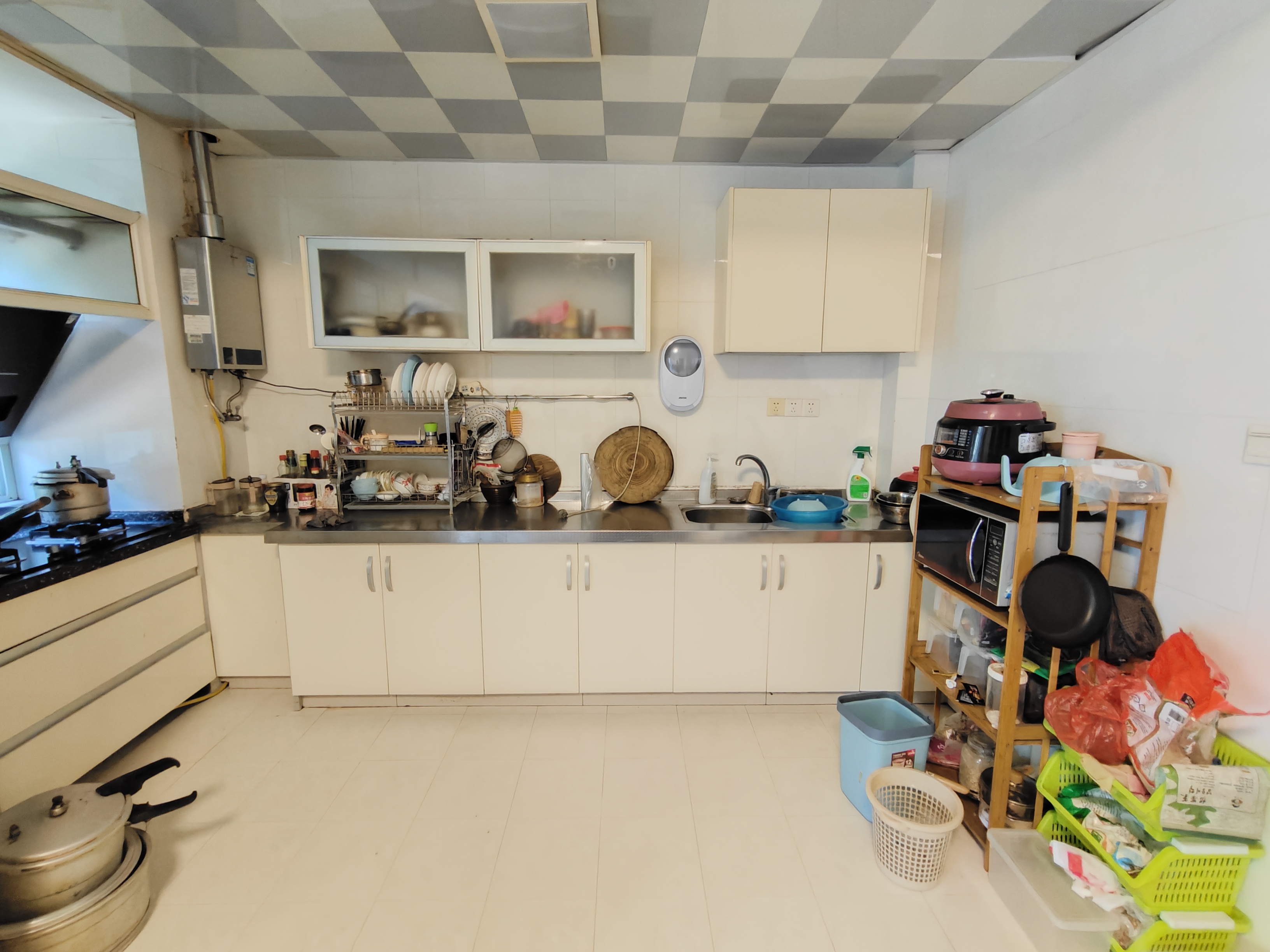 康和山庄 3室2厅2卫 51.8万 康和山庄 3室2厅2卫 51.8万室内图