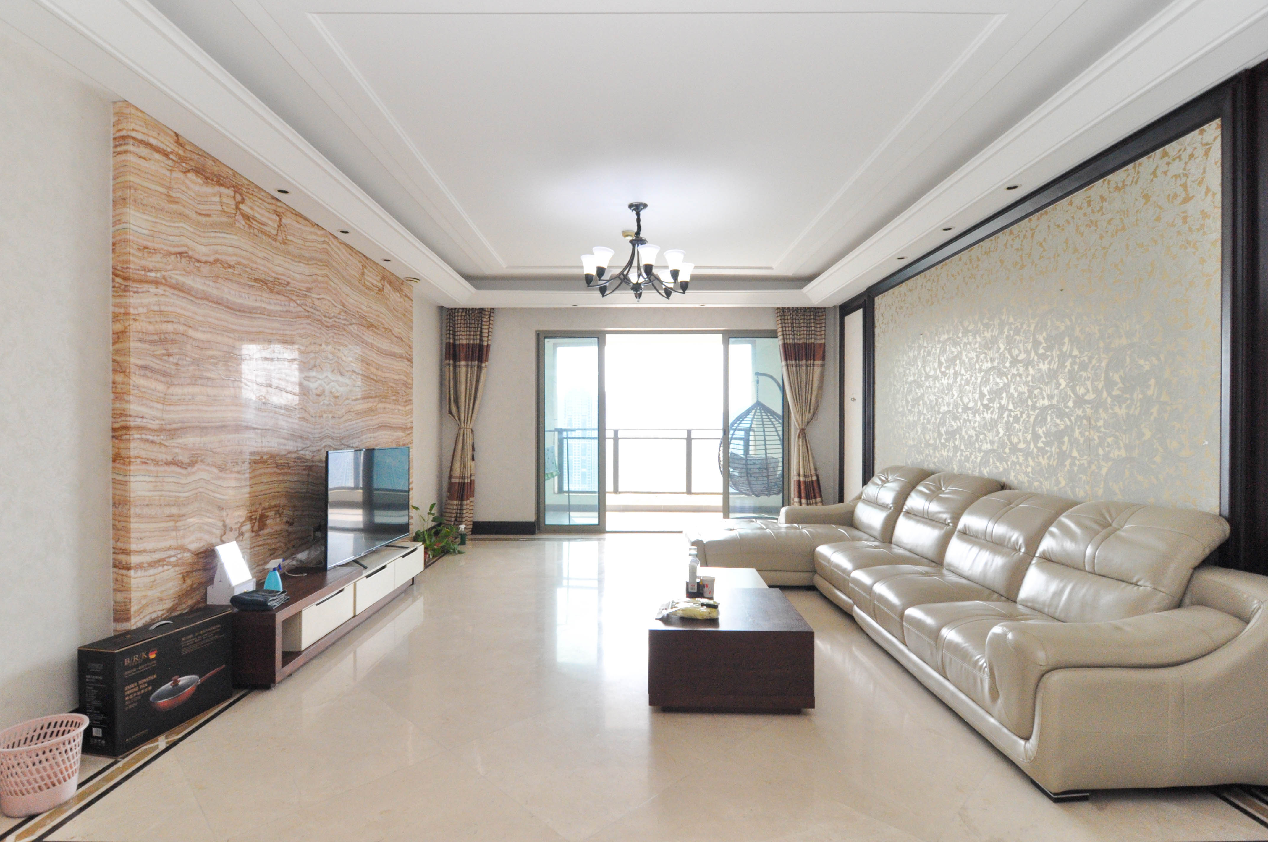 梅溪湖金茂府(金茂广场)(金茂览秀城) 4室2厅1厨3卫 620.00万 梅溪湖金茂府(金茂广场)(金茂览秀城) 4室2厅1厨3卫 620.00万