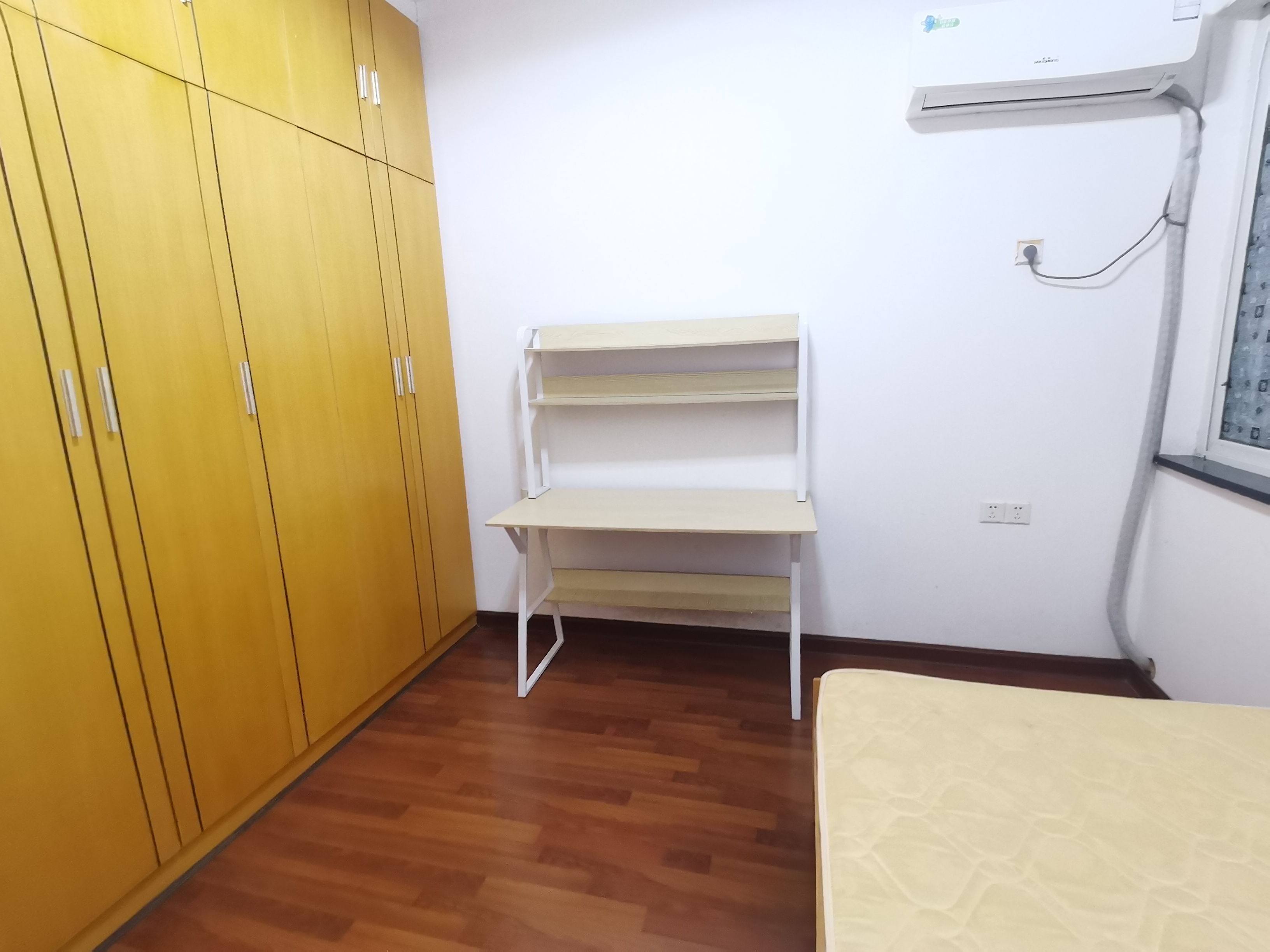 泉塘湾二期 3室2厅1卫 43.0万 泉塘湾二期 3室2厅1卫 43.0万室内图