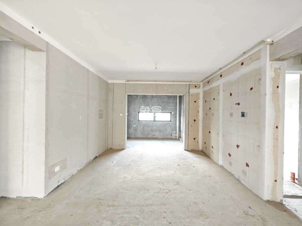 保利城（中航城国际社区、郡原美村）  4室2厅2卫    108.0万