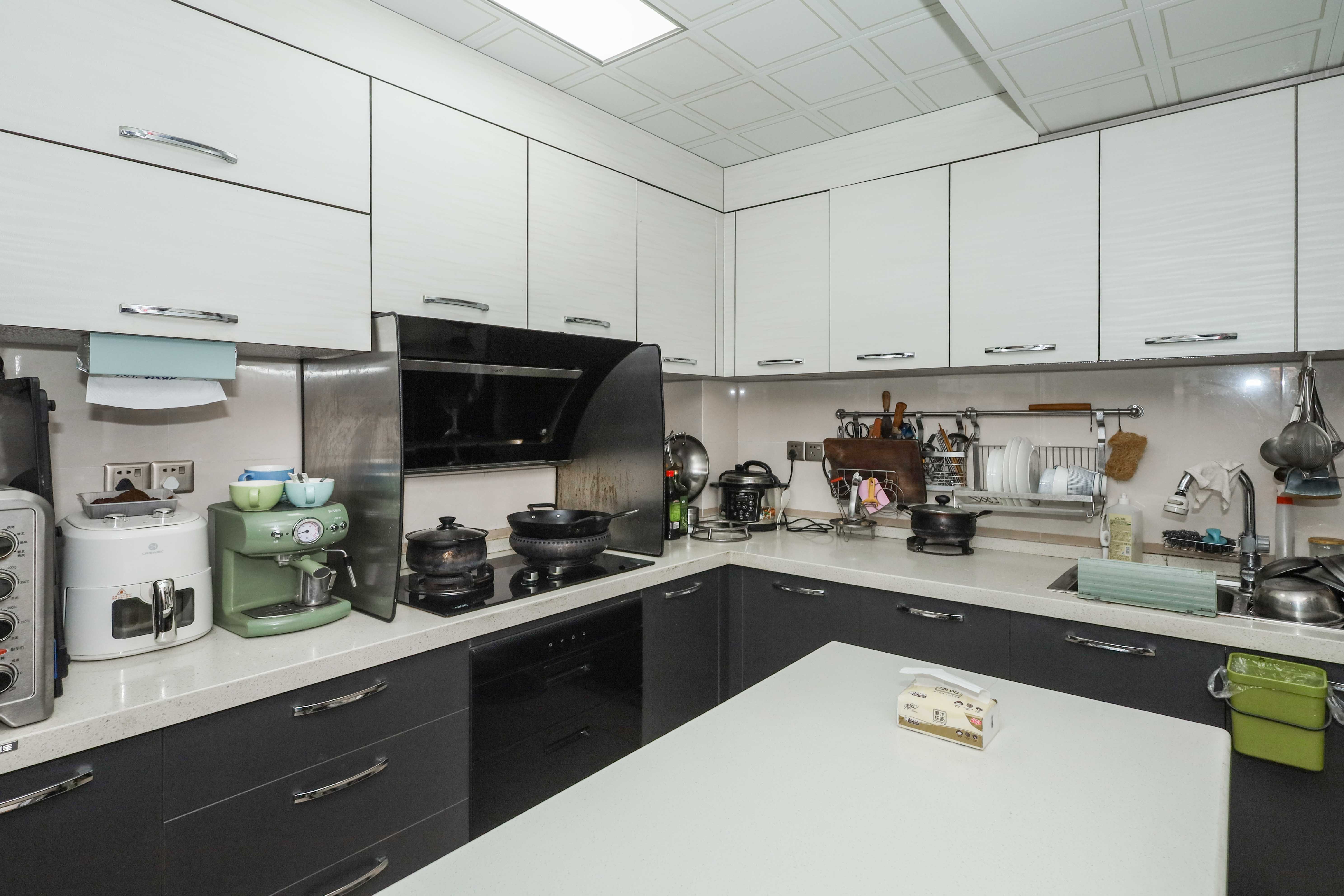 中国铁建梅溪青秀二期  3室2厅1卫    155.0万厨房