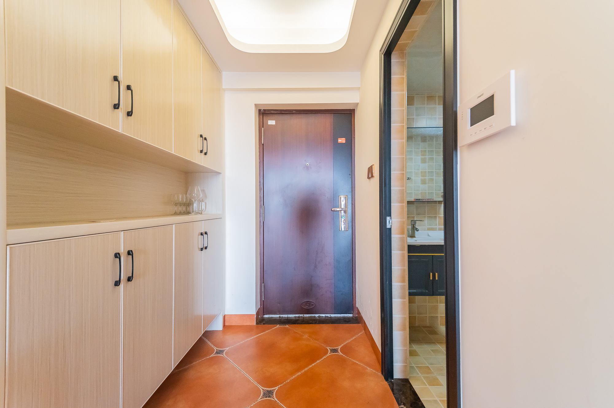 国泰九龙湾 1室1厅1卫 32.0万 国泰九龙湾 1室1厅1卫 32.0万其他