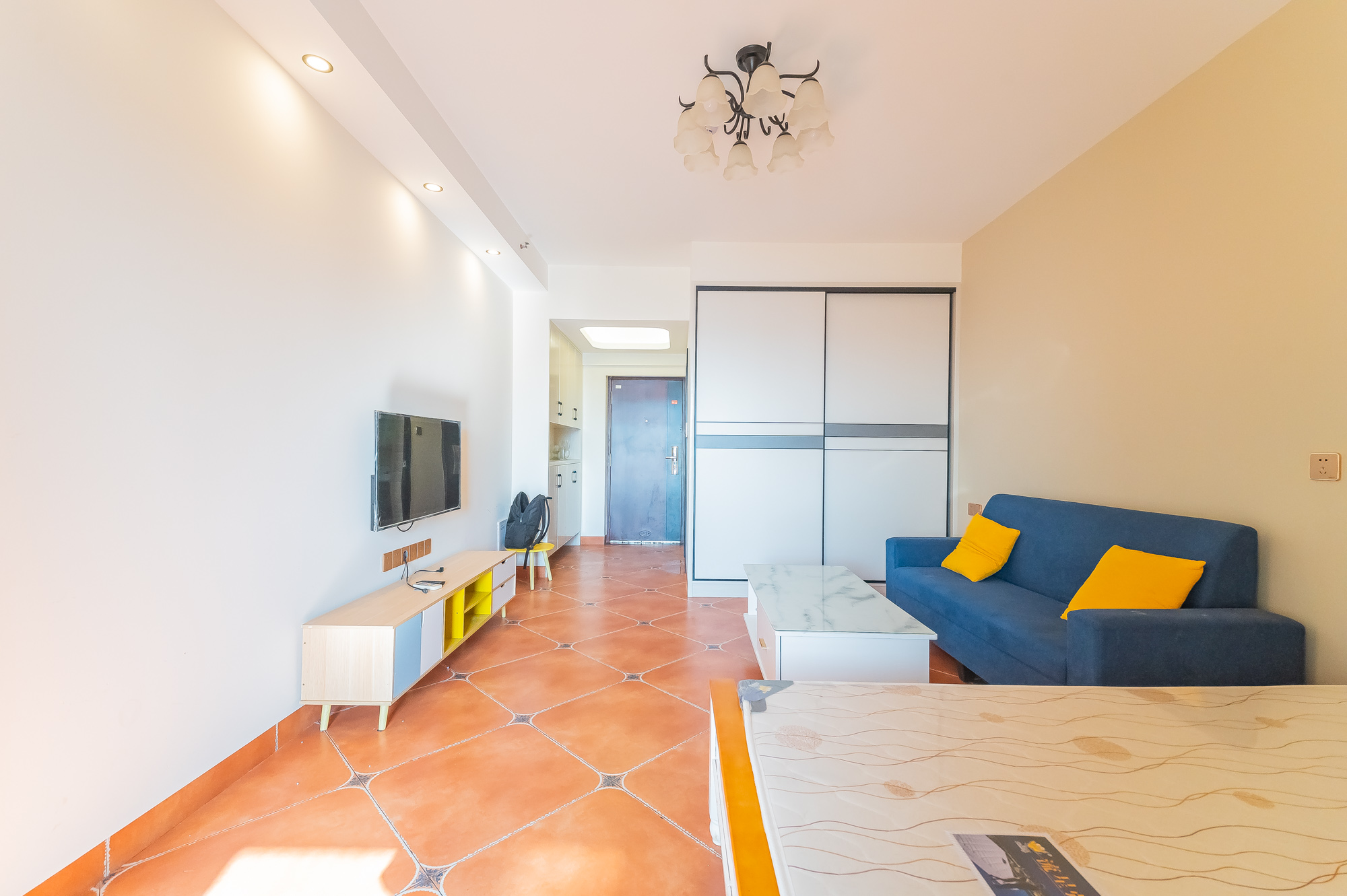 国泰九龙湾 1室1厅1卫 32.0万 国泰九龙湾 1室1厅1卫 32.0万卧室