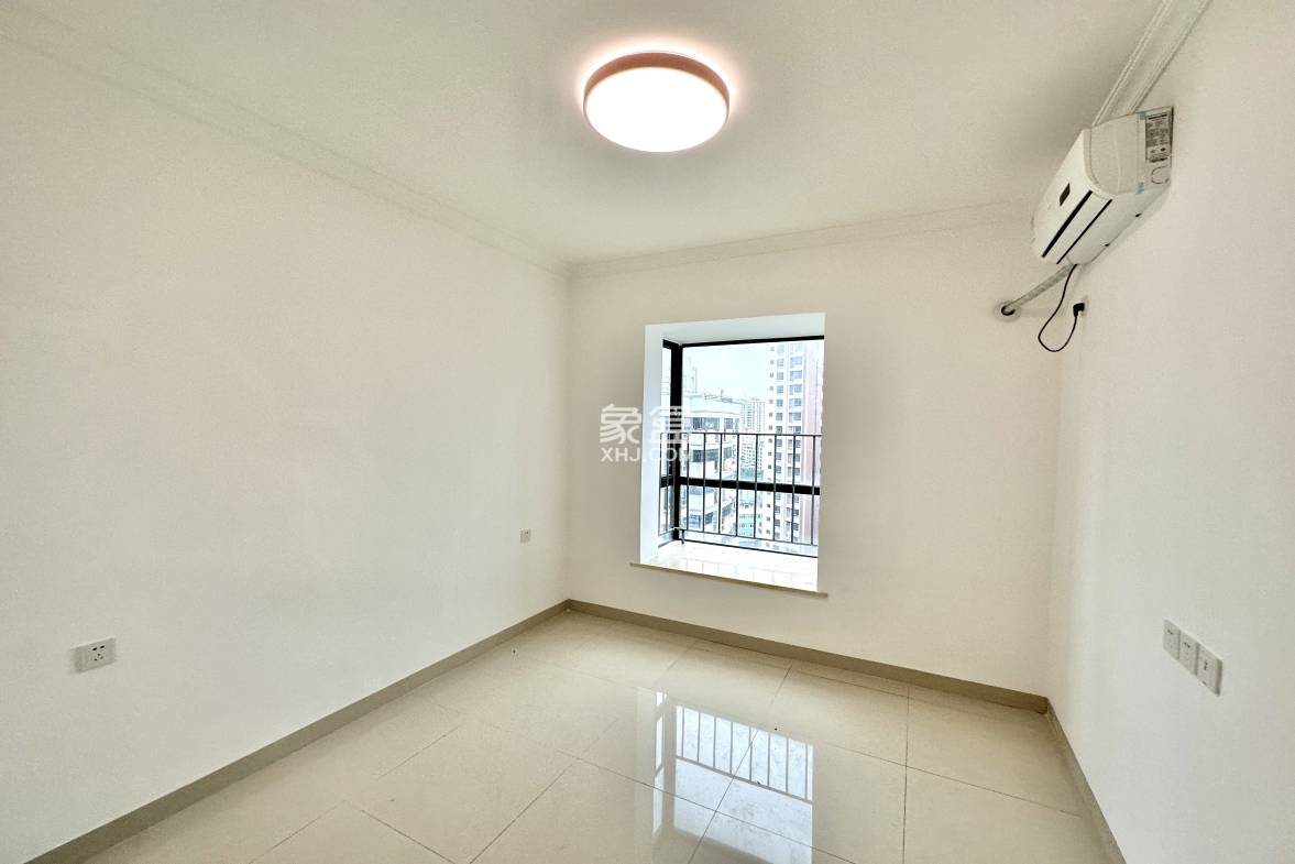 美丽华居 2室2厅1卫 109.00万 美丽华居 2室2厅1卫 109.00万卧室