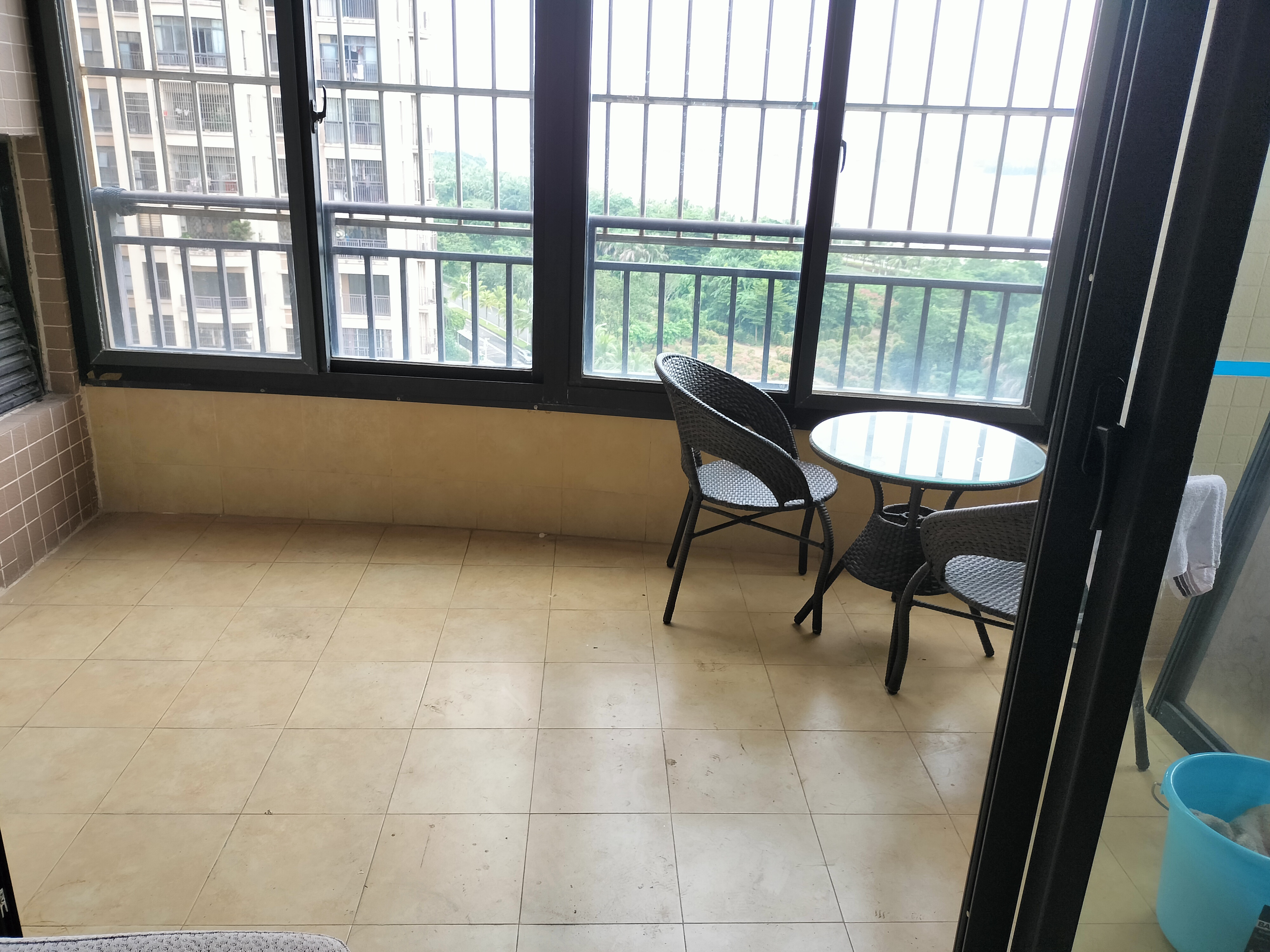 和风江岸 3室2厅1卫 3500.0元/月 和风江岸 3室2厅1卫 3500.0元/月室内图