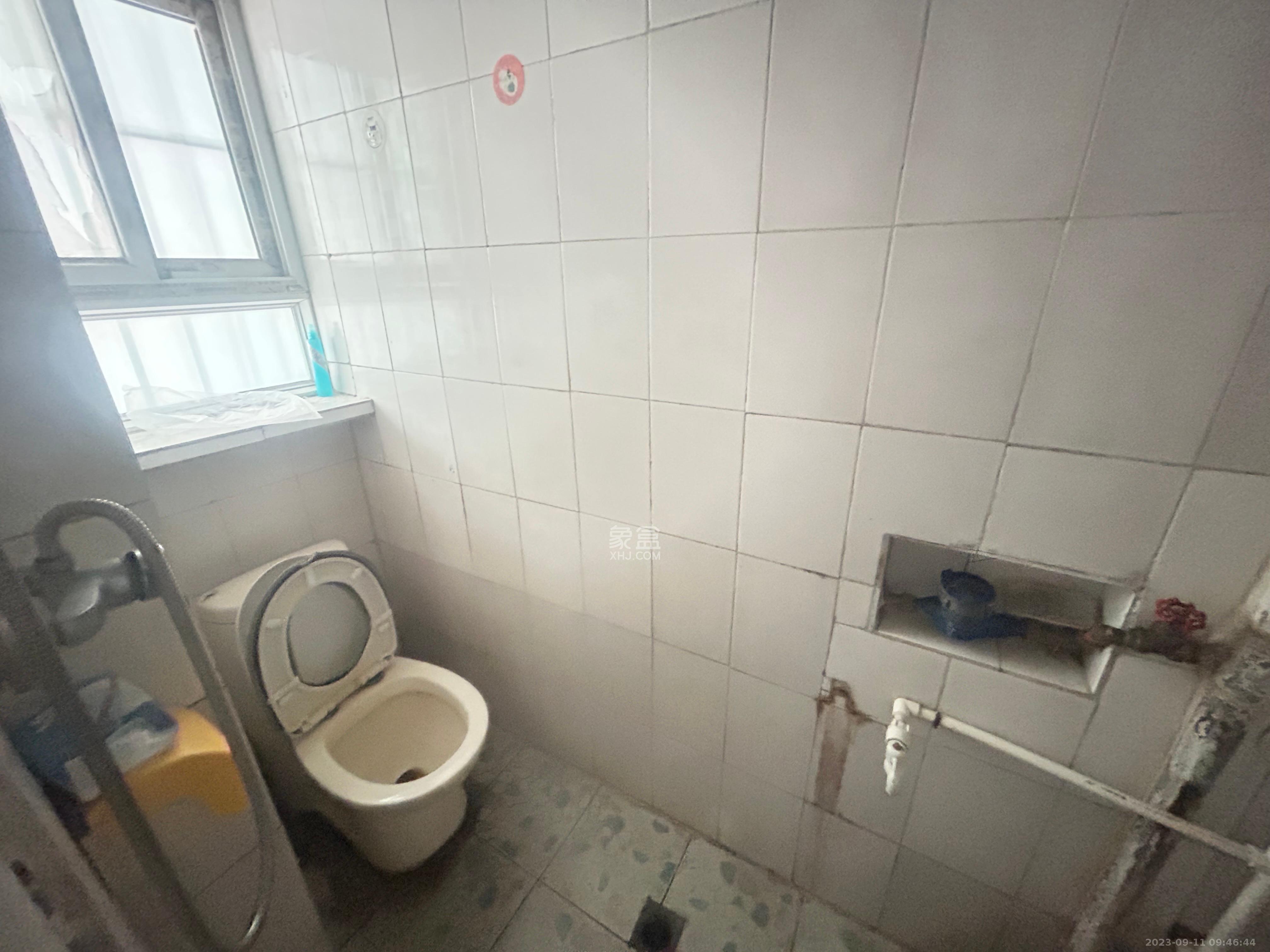 石佳冲小区  2室2厅1卫   1600.00元/月室内图