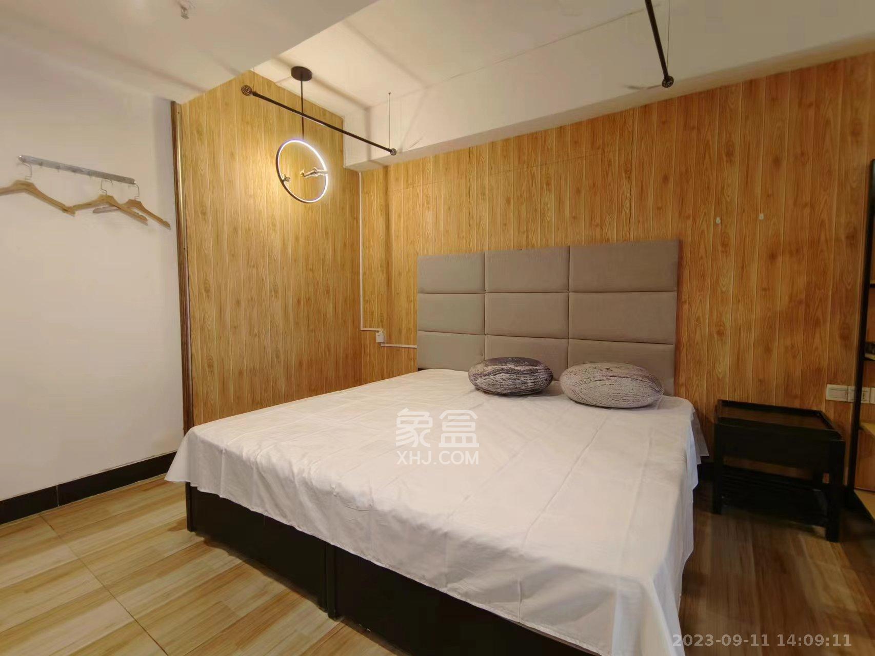 摩天一号  1室1厅1卫   1700.00元/月室内图1