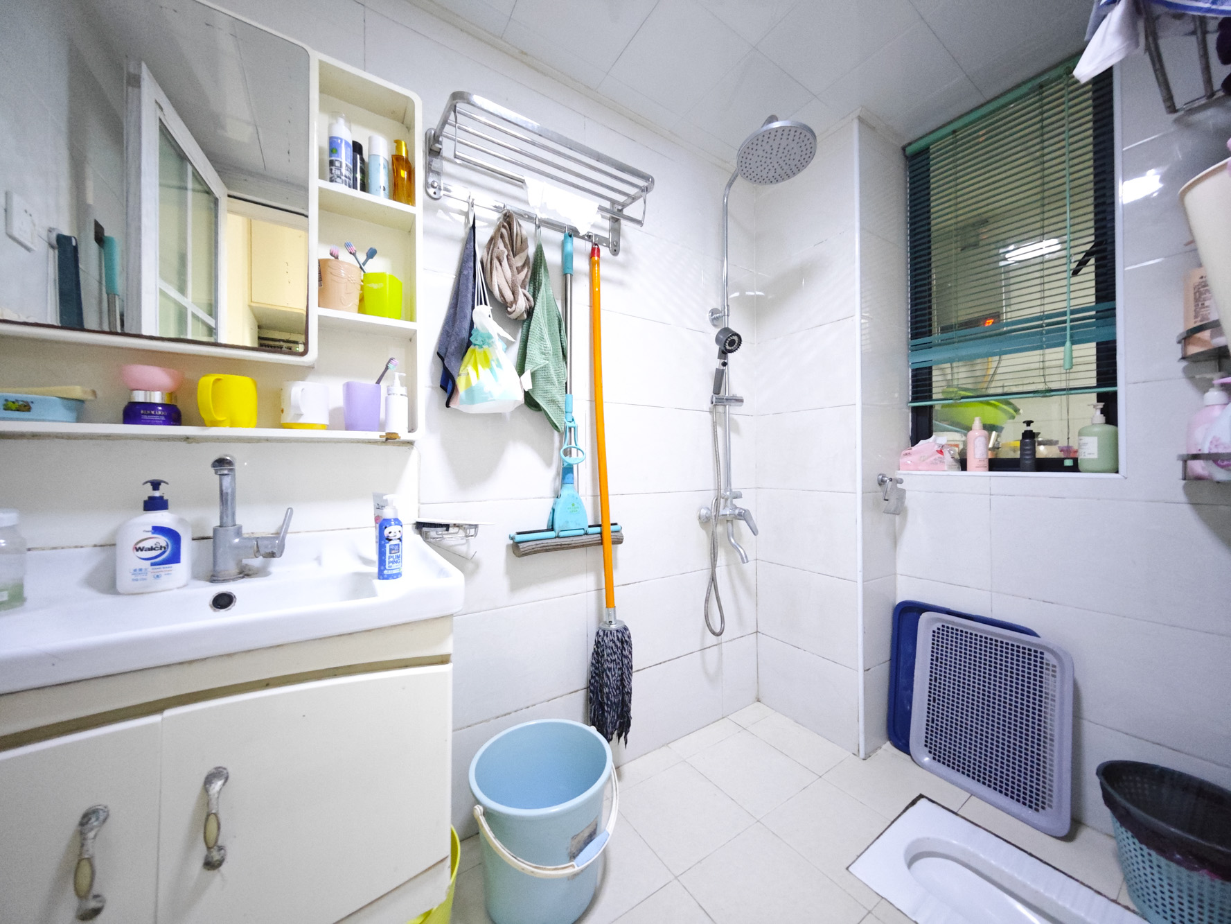 长房半岛蓝湾(观山月) 2室1厅1卫 69.8万 长房半岛蓝湾(观山月) 2室1厅1卫 69.8万卫生间