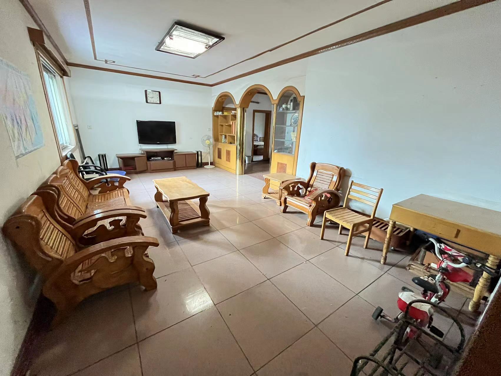 红旗中路散盘 3室2厅1卫 29.8万 红旗中路散盘 3室2厅1卫 29.8万室内图