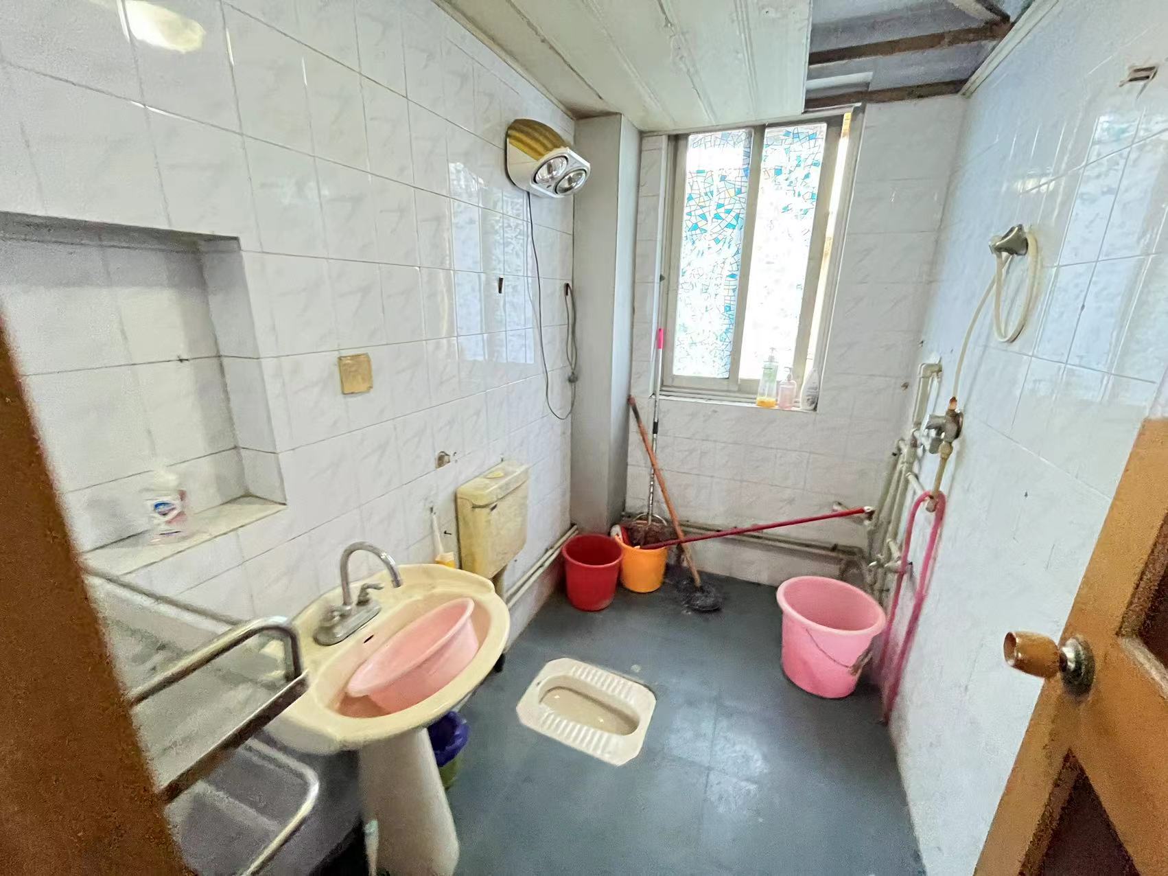 红旗中路散盘 3室2厅1卫 29.8万 红旗中路散盘 3室2厅1卫 29.8万室内图