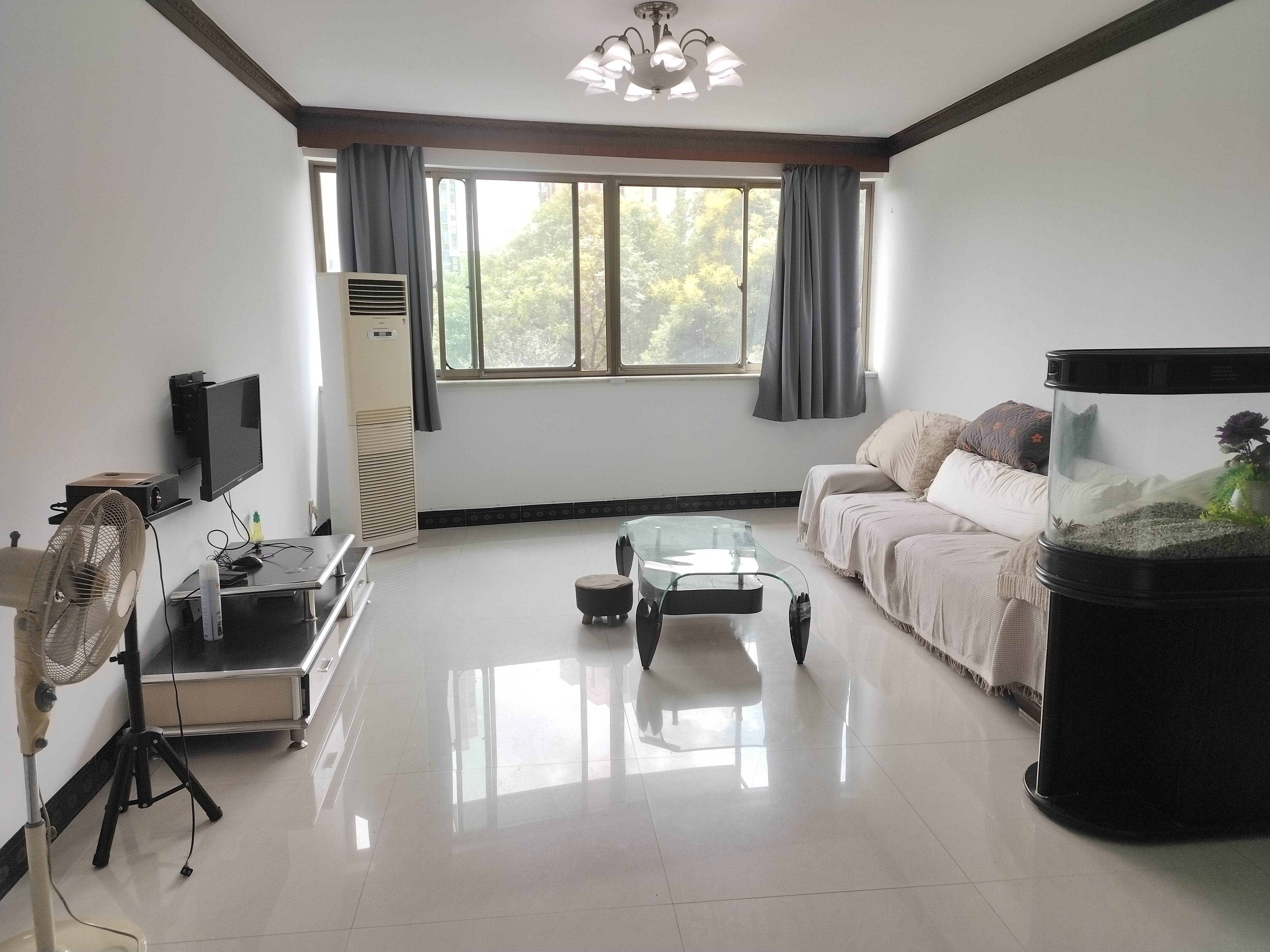 天鹅花园 2室2厅1卫 42.8万 天鹅花园 2室2厅1卫 42.8万室内图