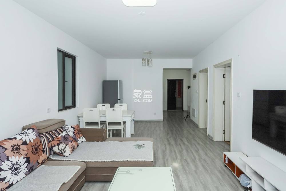 中国铁建梅溪青秀二期  3室2厅2卫    124.8万