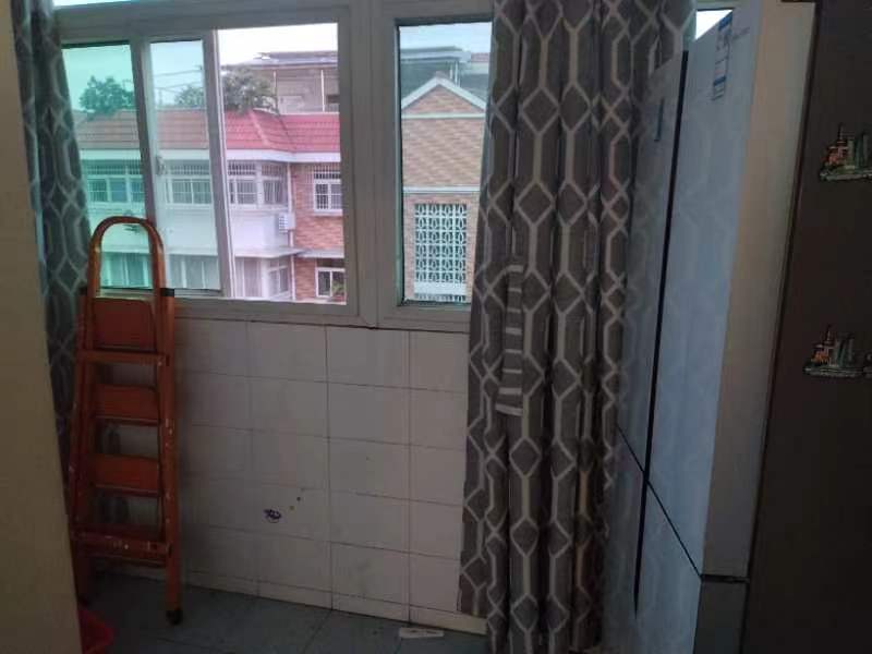 珠江花园  6室3厅3卫    75.0万 珠江花园  6室3厅3卫    75.0万室内图