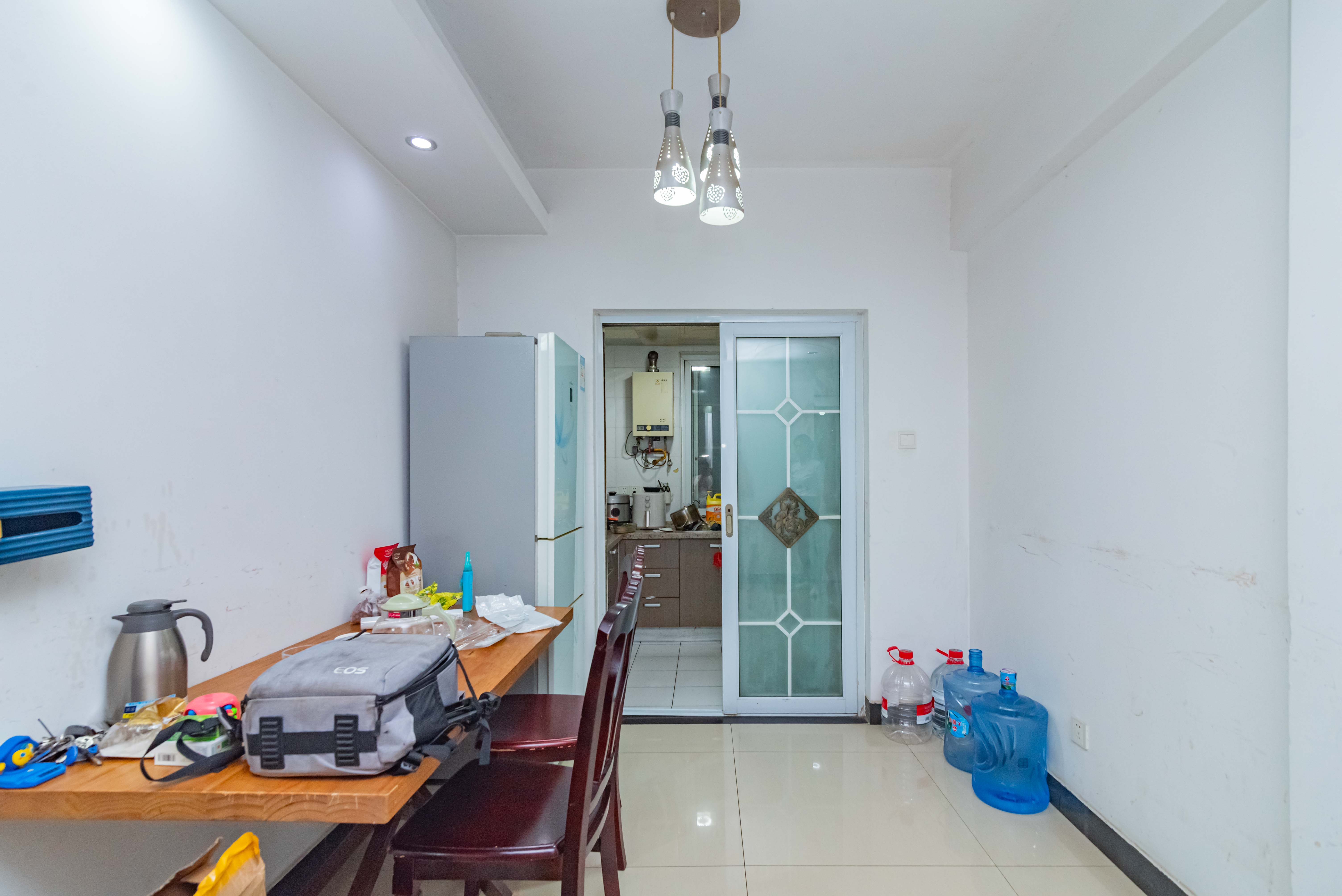 月湖兰庭 2室2厅1卫 58.0万 月湖兰庭 2室2厅1卫 58.0万客厅