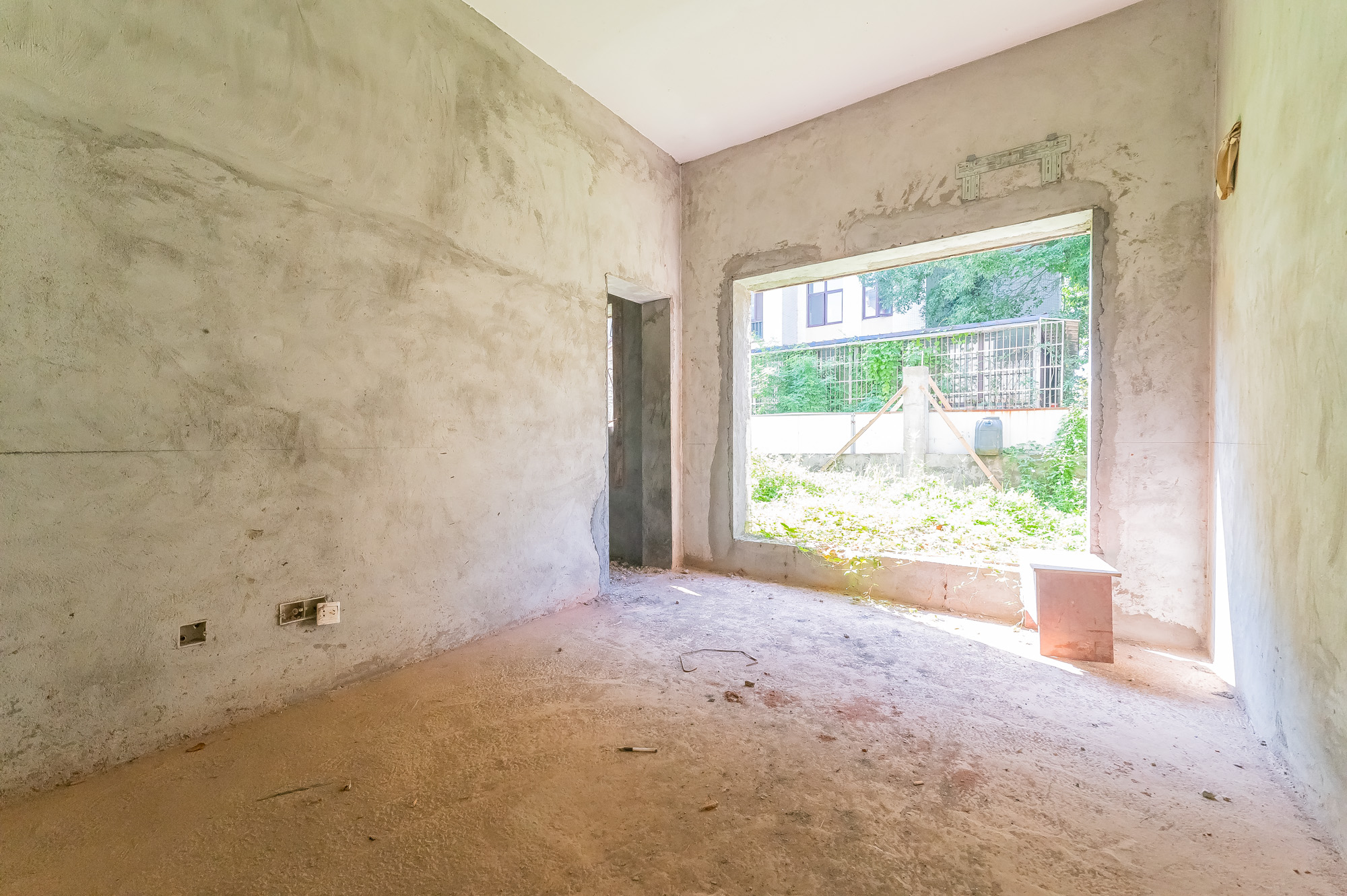 鹏基诺亚山林 6室3厅3卫 450.0万 鹏基诺亚山林 6室3厅3卫 450.0万其他