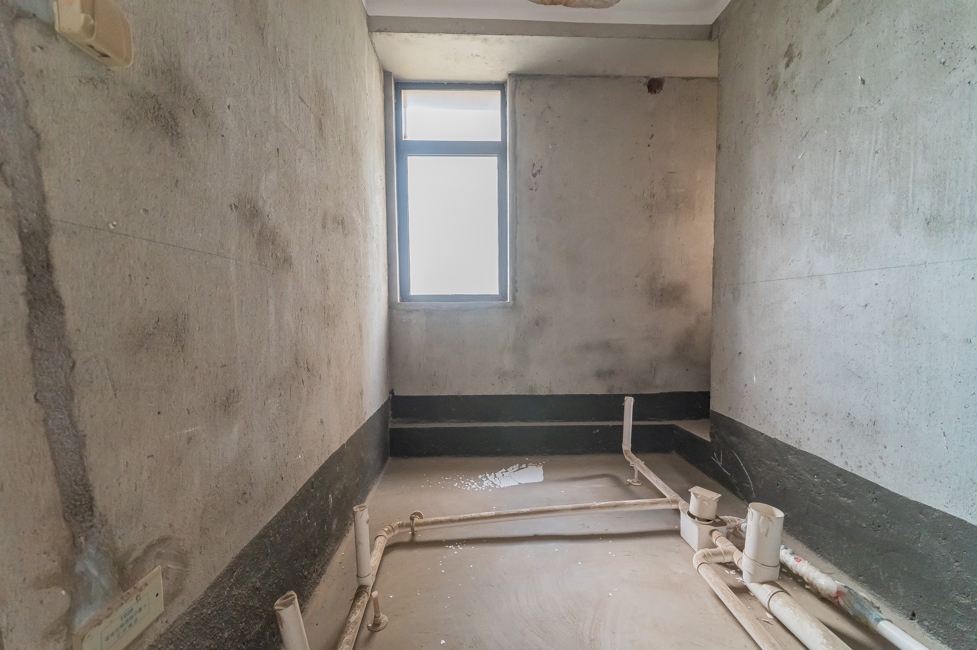 星湖湾一期洋房 4室2厅1卫 148.0万 星湖湾一期洋房 4室2厅1卫 148.0万卫生间