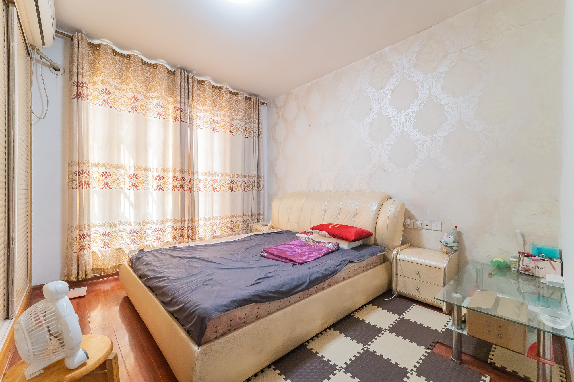 尚城 3室2厅2卫 83.0万 尚城 3室2厅2卫 83.0万卧室