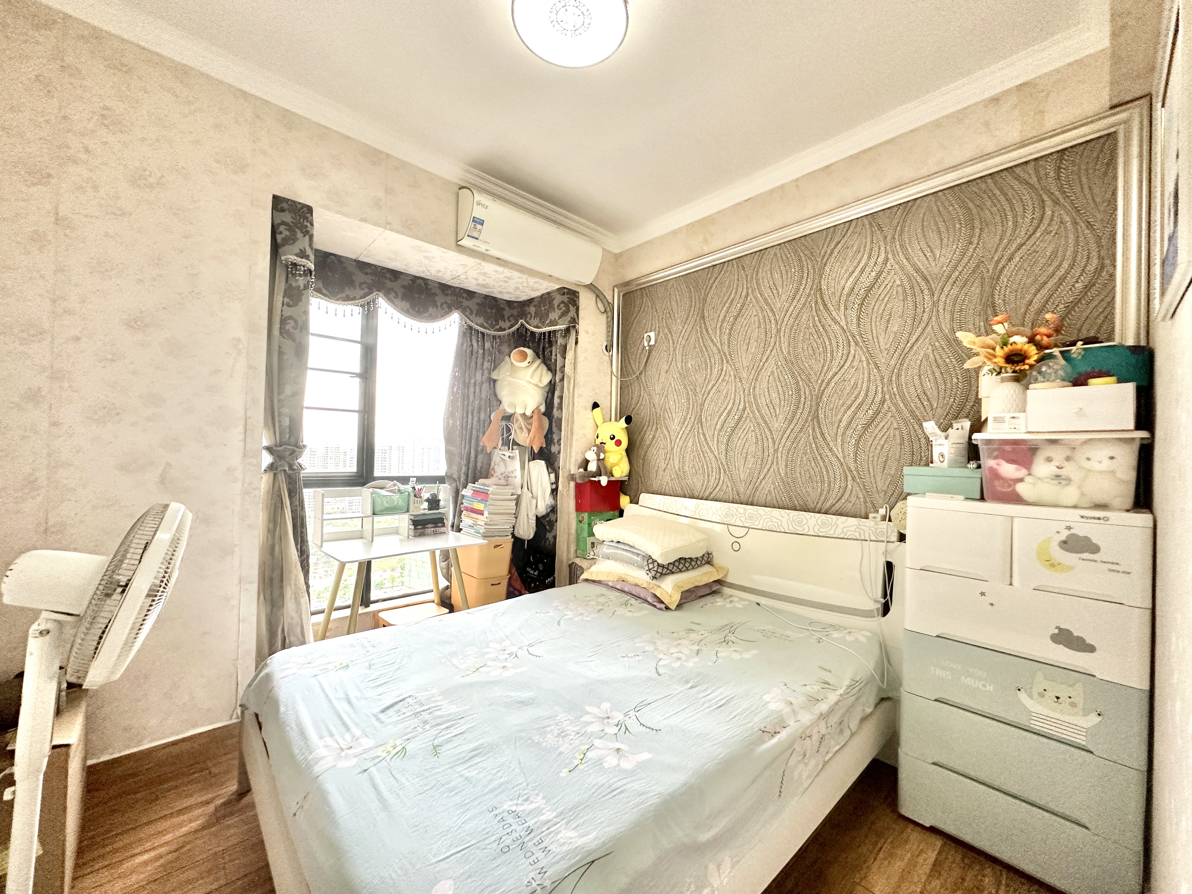 水晶城 2室2厅1卫 149.0万 水晶城 2室2厅1卫 149.0万卧室