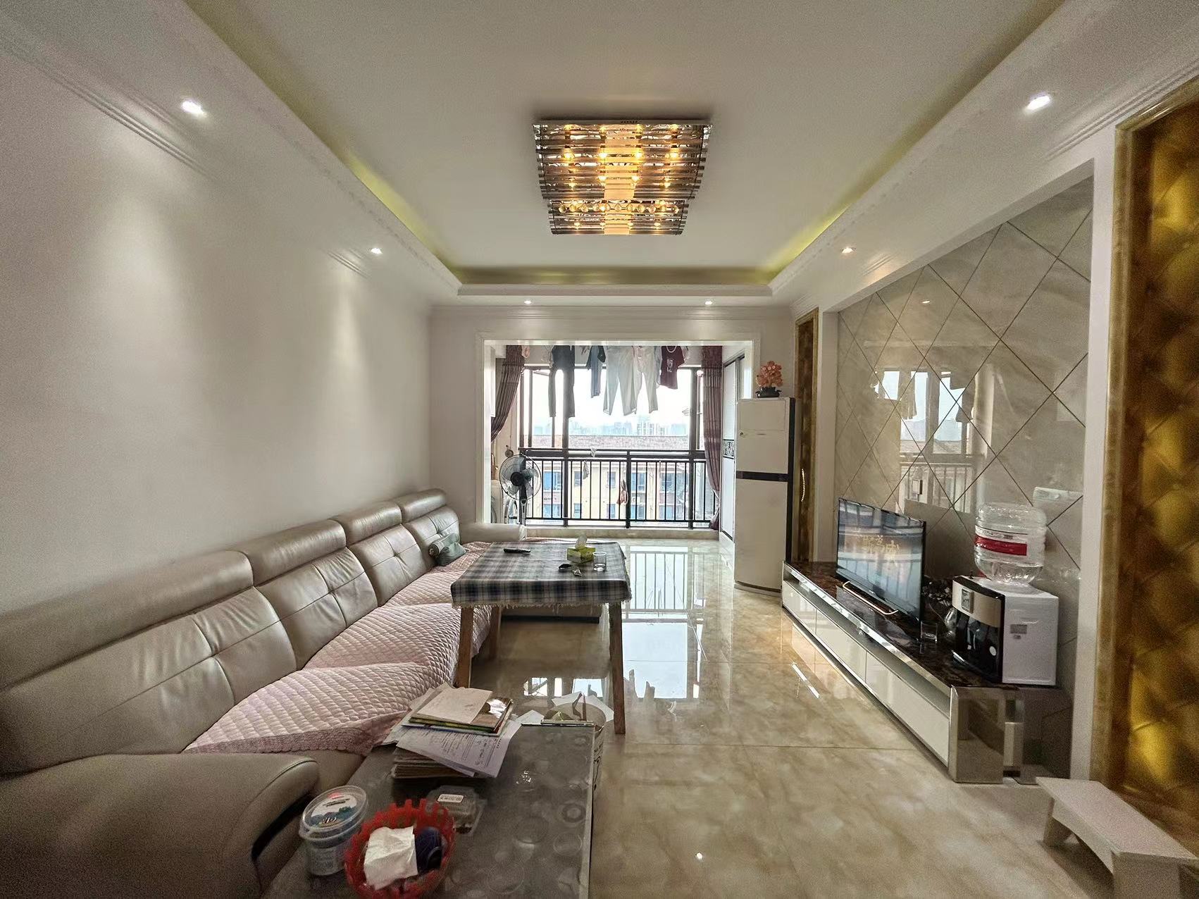 水岸花城(翠堤湾) 3室2厅1卫 69.0万 水岸花城(翠堤湾) 3室2厅1卫 69.0万室内图