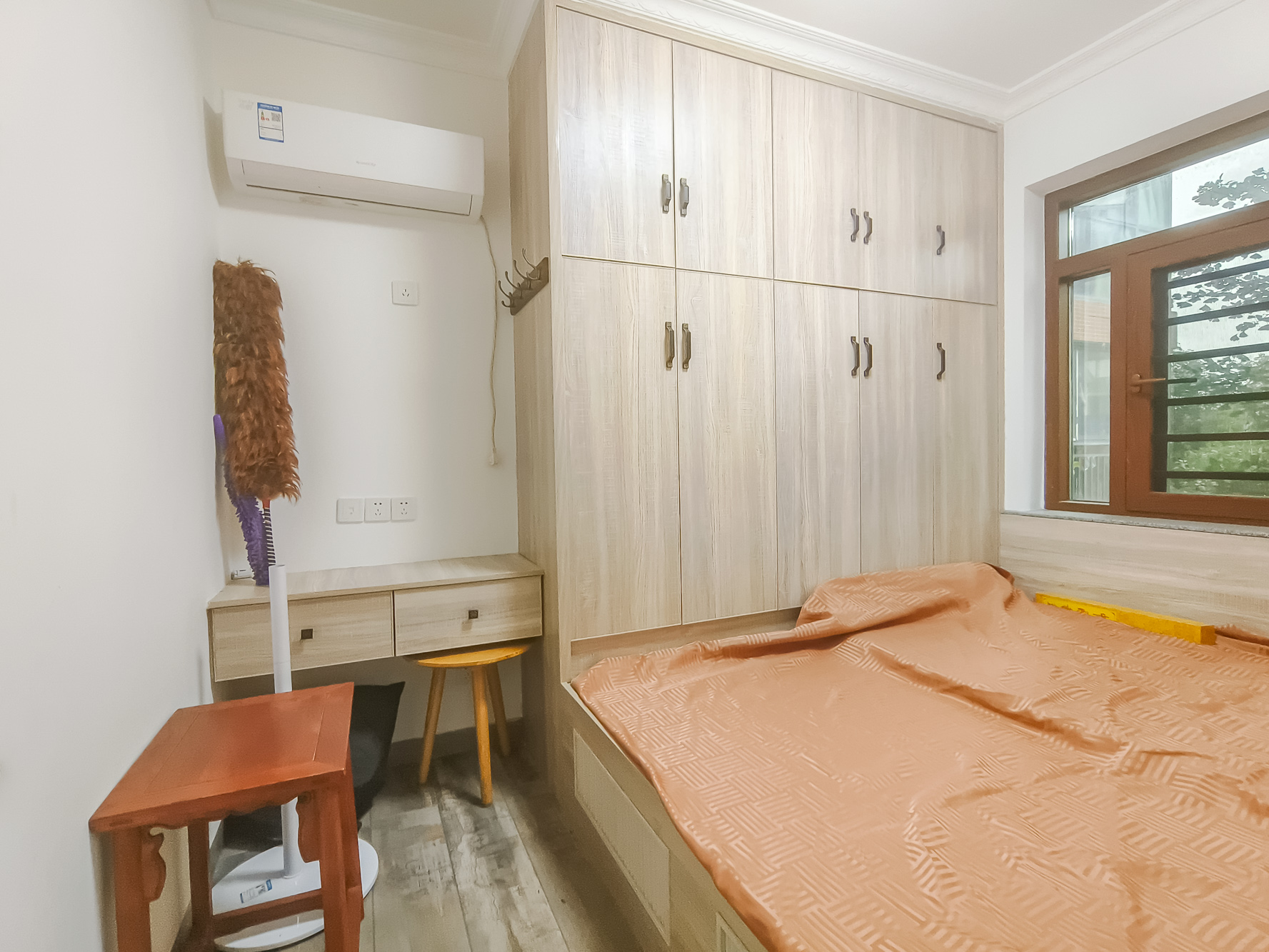 和悦城(蟠龙景苑)  3室2厅1卫    68.0万 和悦城(蟠龙景苑)  3室2厅1卫    68.0万卧室