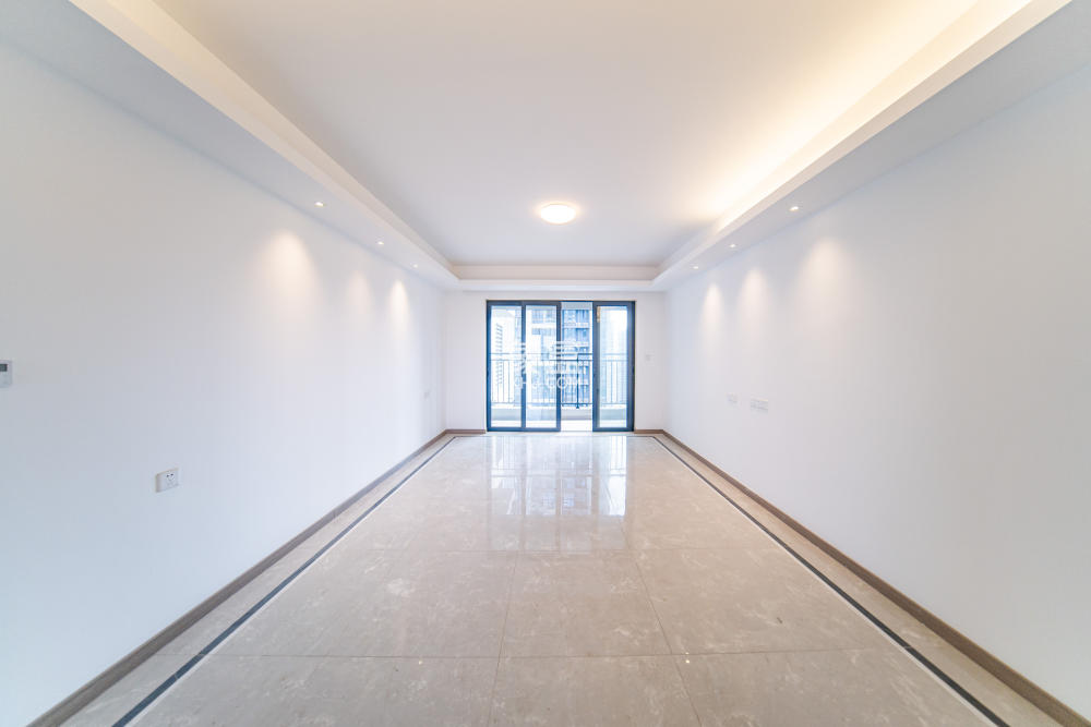 映客龙湖璟翠公馆（映客龙湖璟翠中心）  4室2厅2卫    155.0万