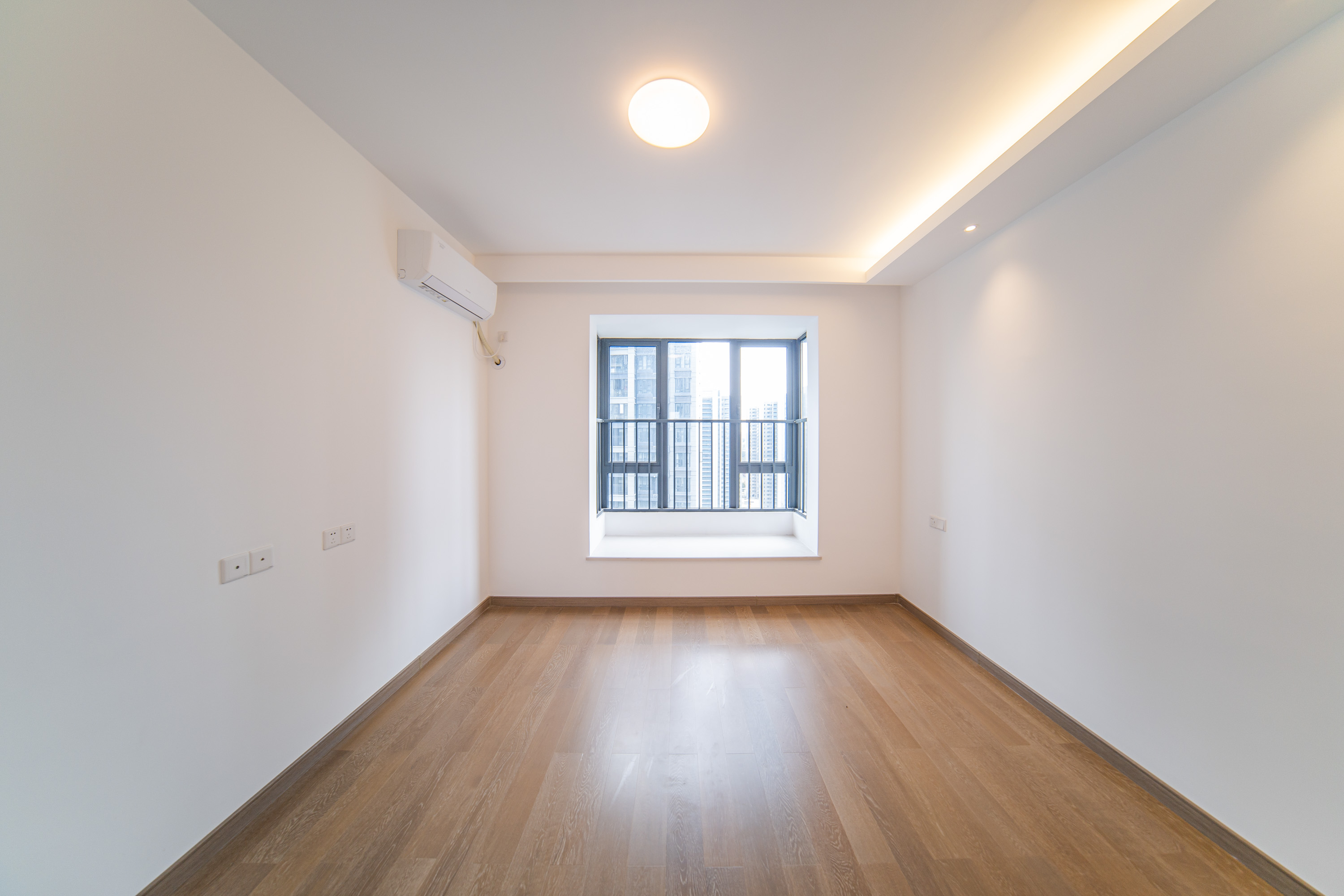 映客龙湖璟翠公馆(映客龙湖璟翠中心)  4室2厅2卫    155.0万 映客龙湖璟翠公馆(映客龙湖璟翠中心)  4室2厅2卫    155.0万卧室