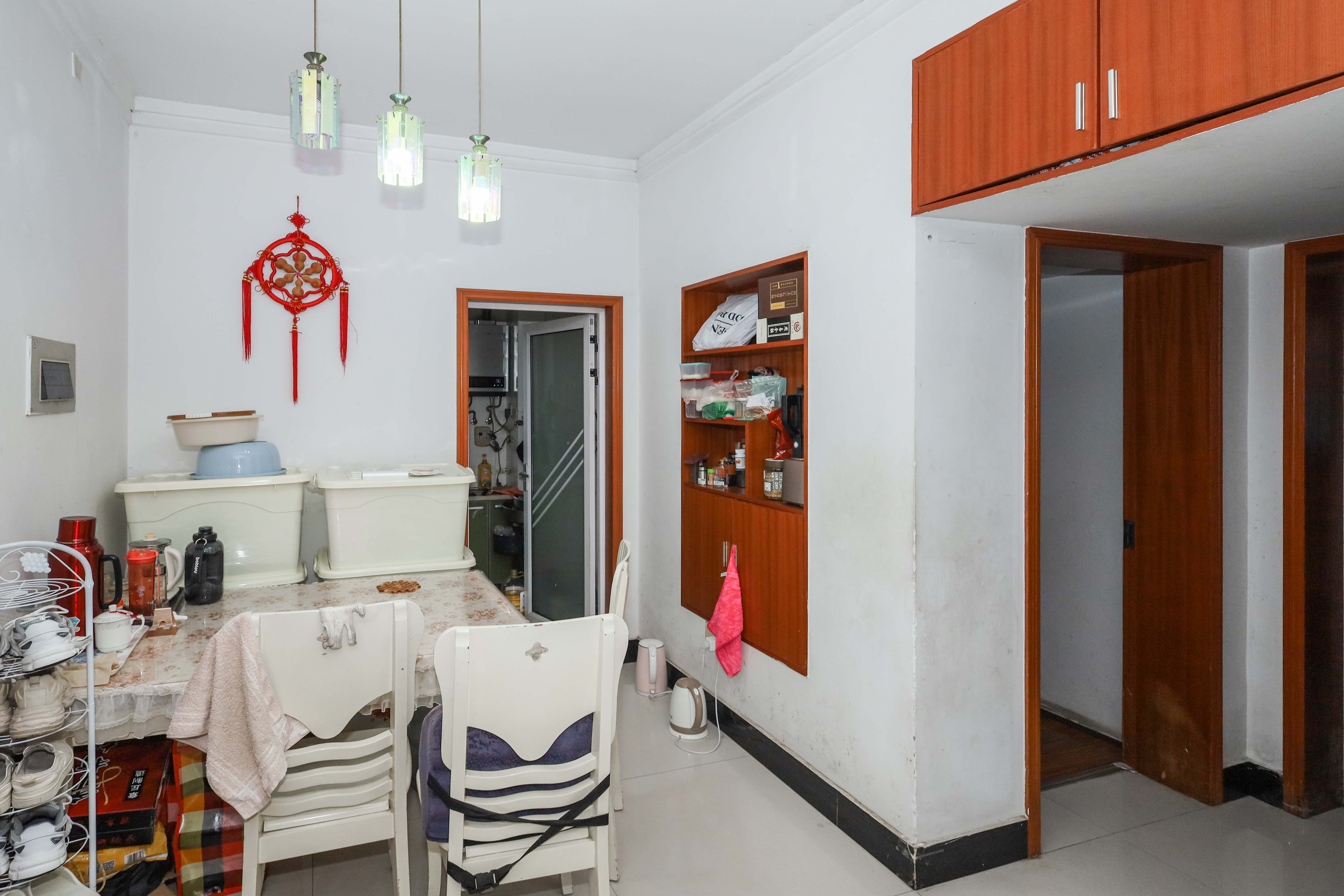 雷锋机电市场一期  2室2厅1卫    46.0万客厅