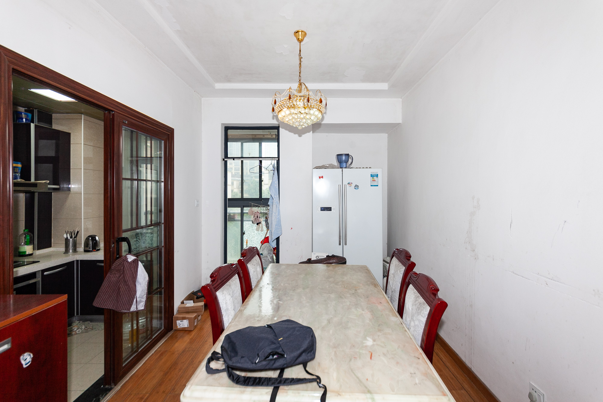 珠江东方明珠(新地东方明珠)一二期 3室2厅2卫 106.0万 珠江东方明珠(新地东方明珠)一二期 3室2厅2卫 106.0万客厅