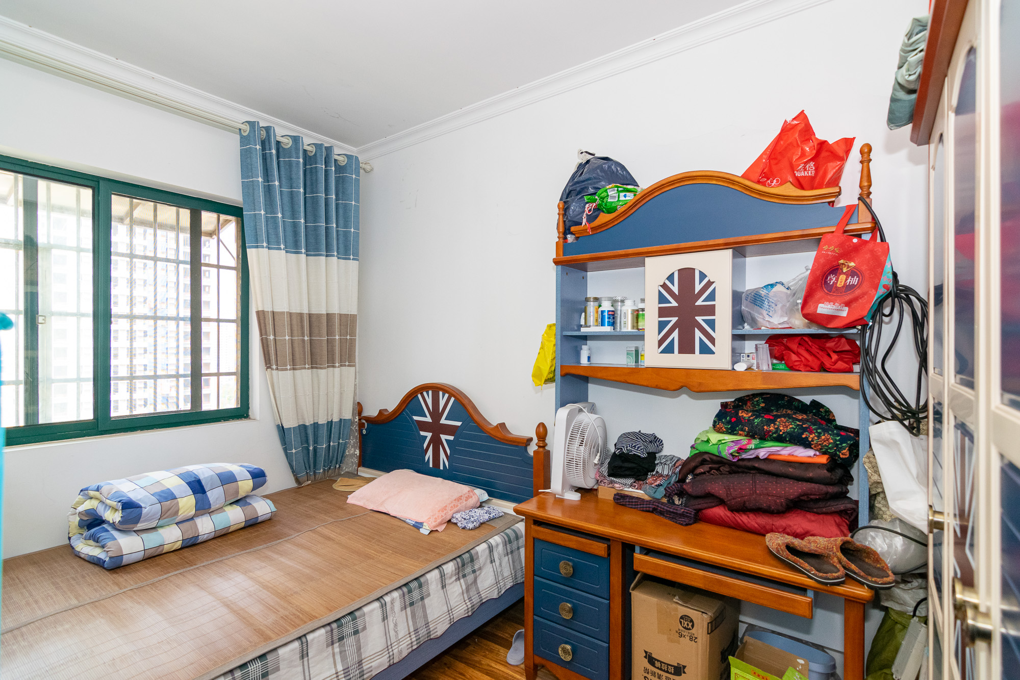 红建滨水铭城  4室2厅2卫    83.6万其他