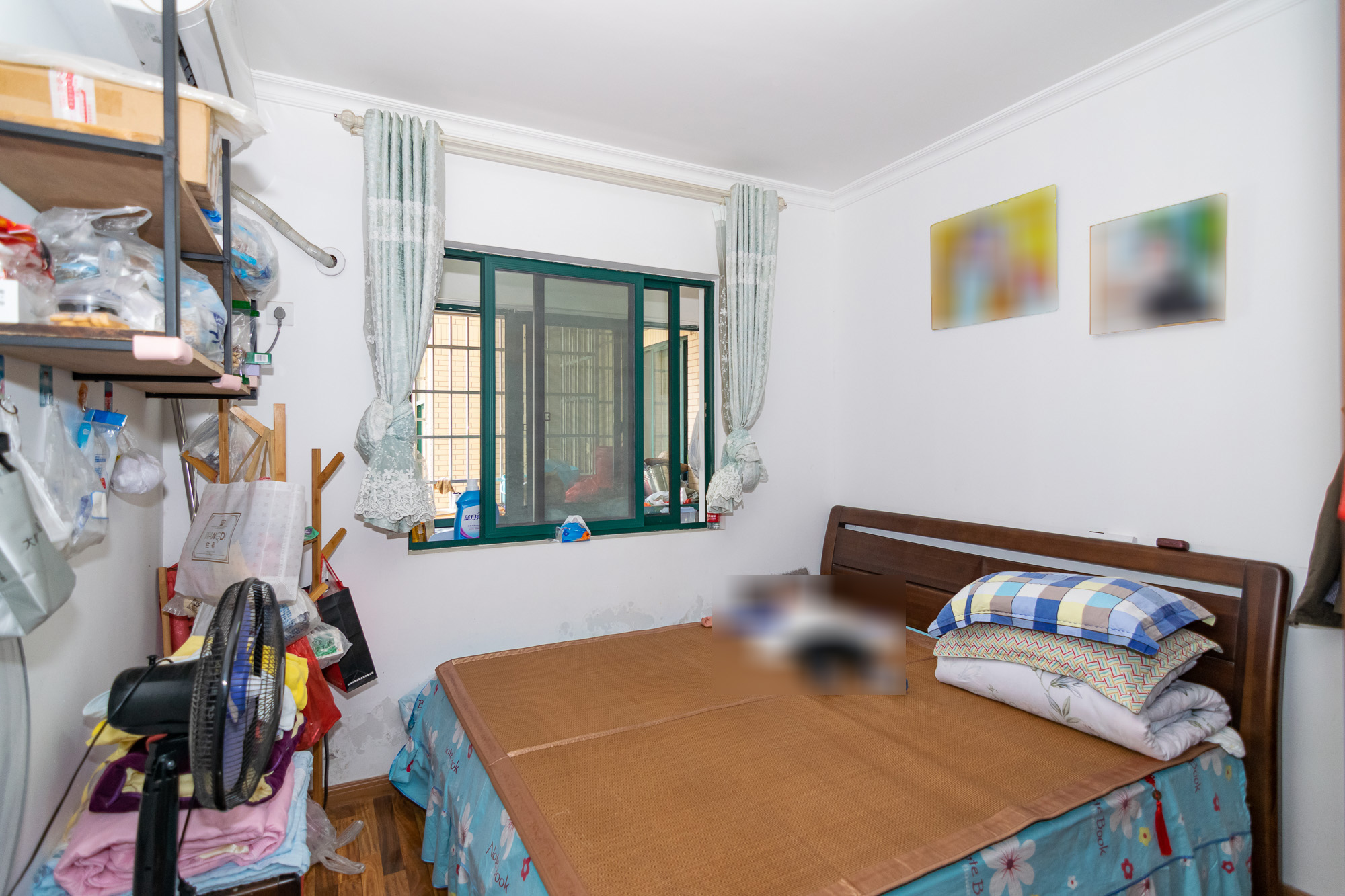 红建滨水铭城  4室2厅2卫    83.6万卧室