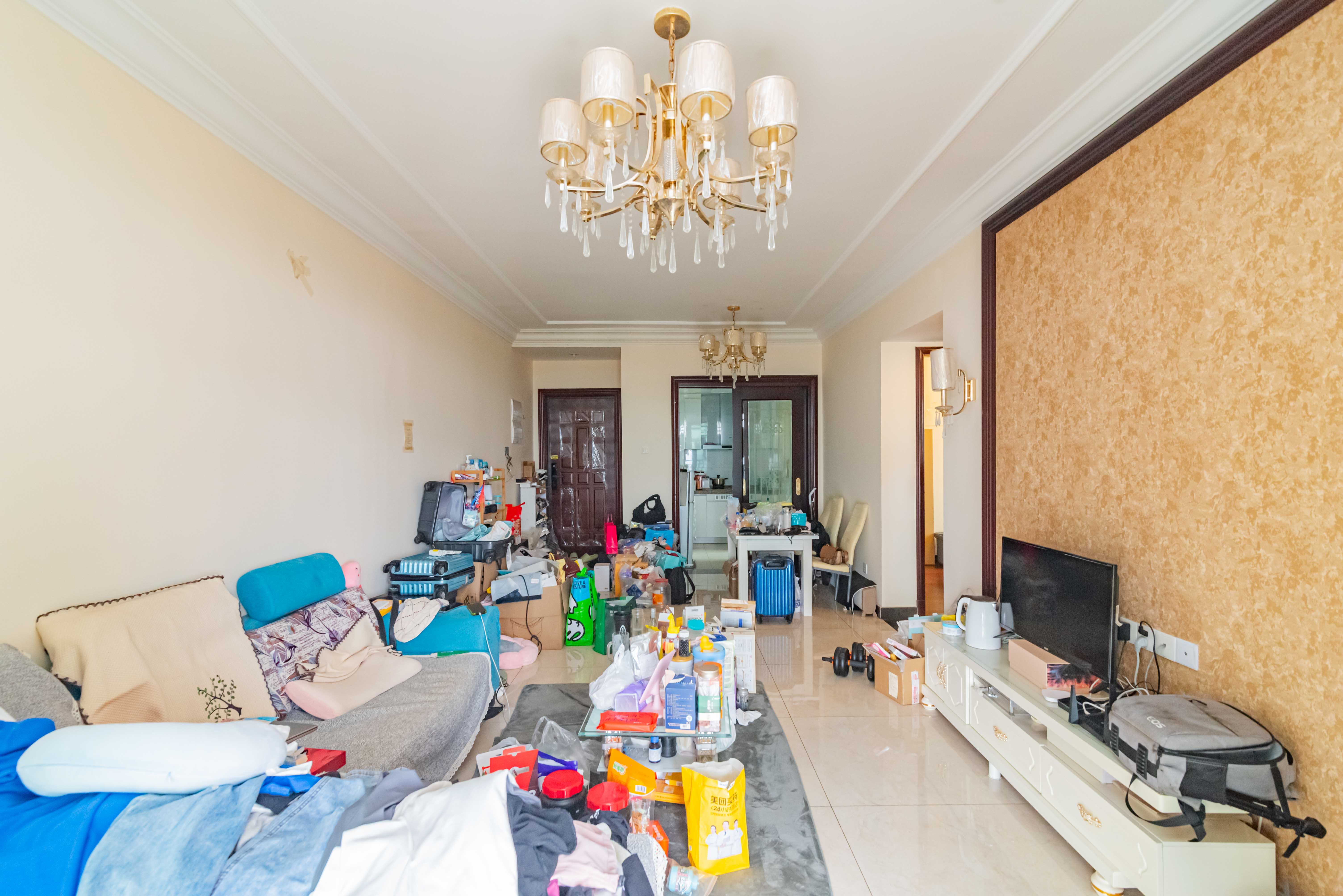 恒大雅苑  2室2厅1卫    82.0万 恒大雅苑  2室2厅1卫    82.0万