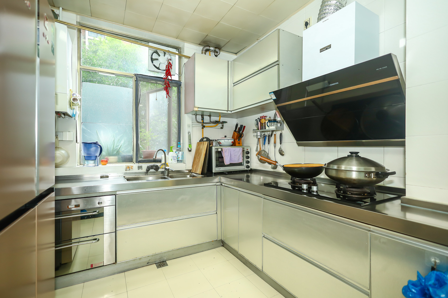 向阳门第 3室2厅2卫 180.0万 向阳门第 3室2厅2卫 180.0万厨房