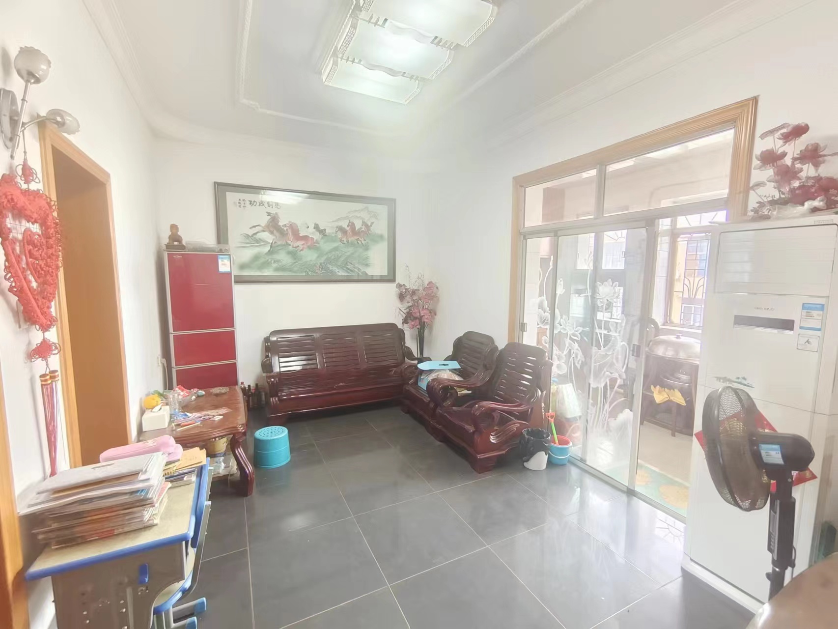 陡岭坡 2室2厅1卫 33.00万 陡岭坡 2室2厅1卫 33.00万室内图