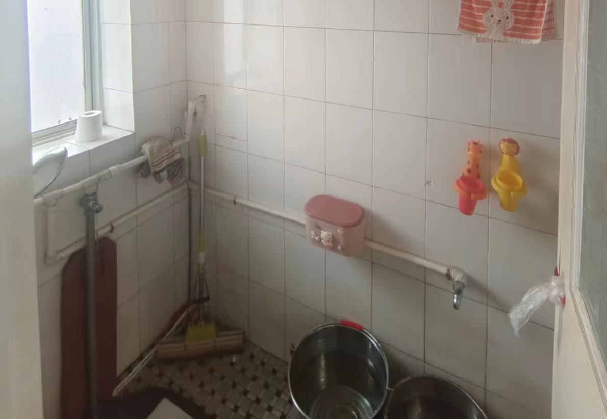 陡岭坡 2室2厅1卫 33.00万 陡岭坡 2室2厅1卫 33.00万室内图