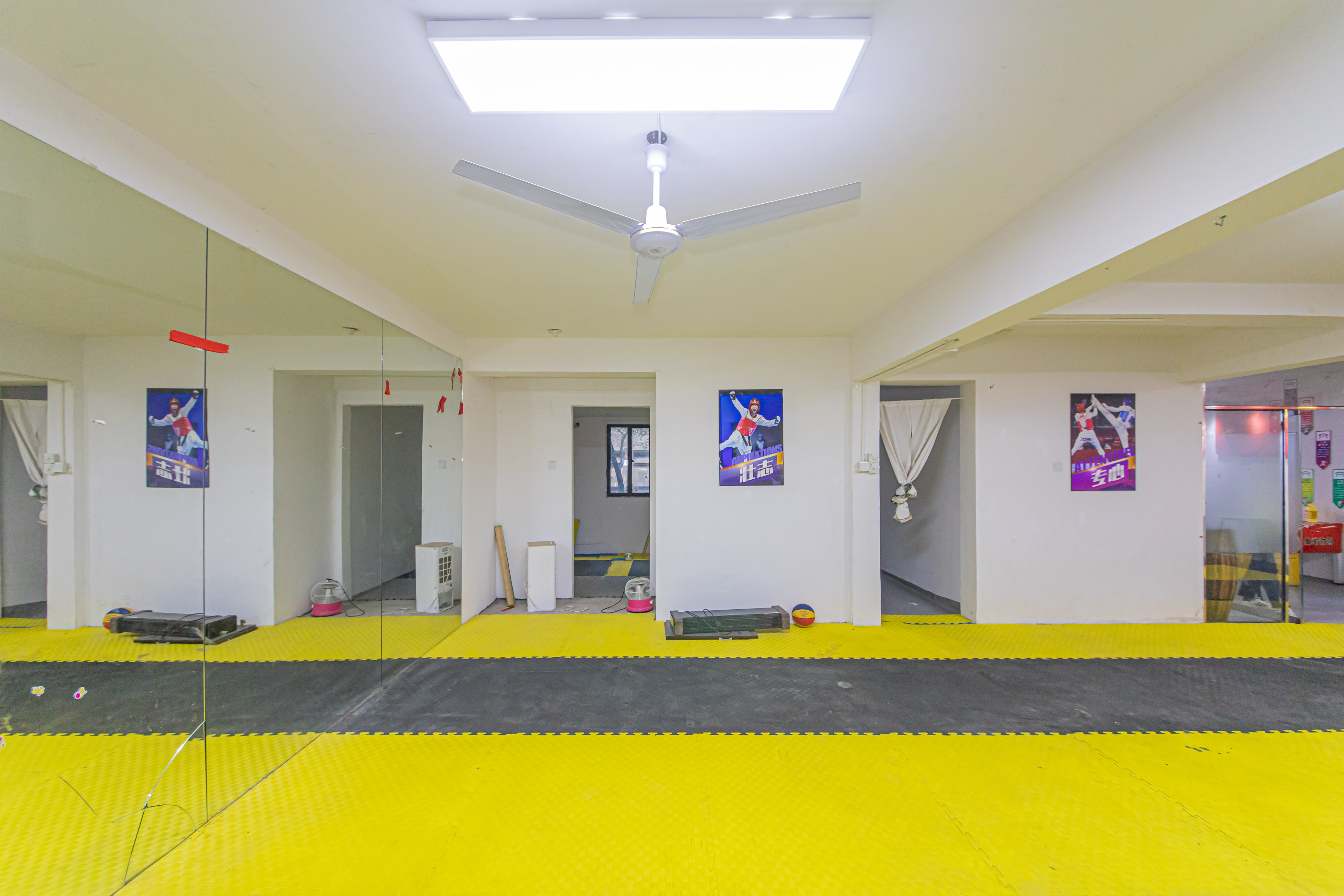 鑫远悦城（鑫远悦时代）  3室2厅2卫    100.0万卧室