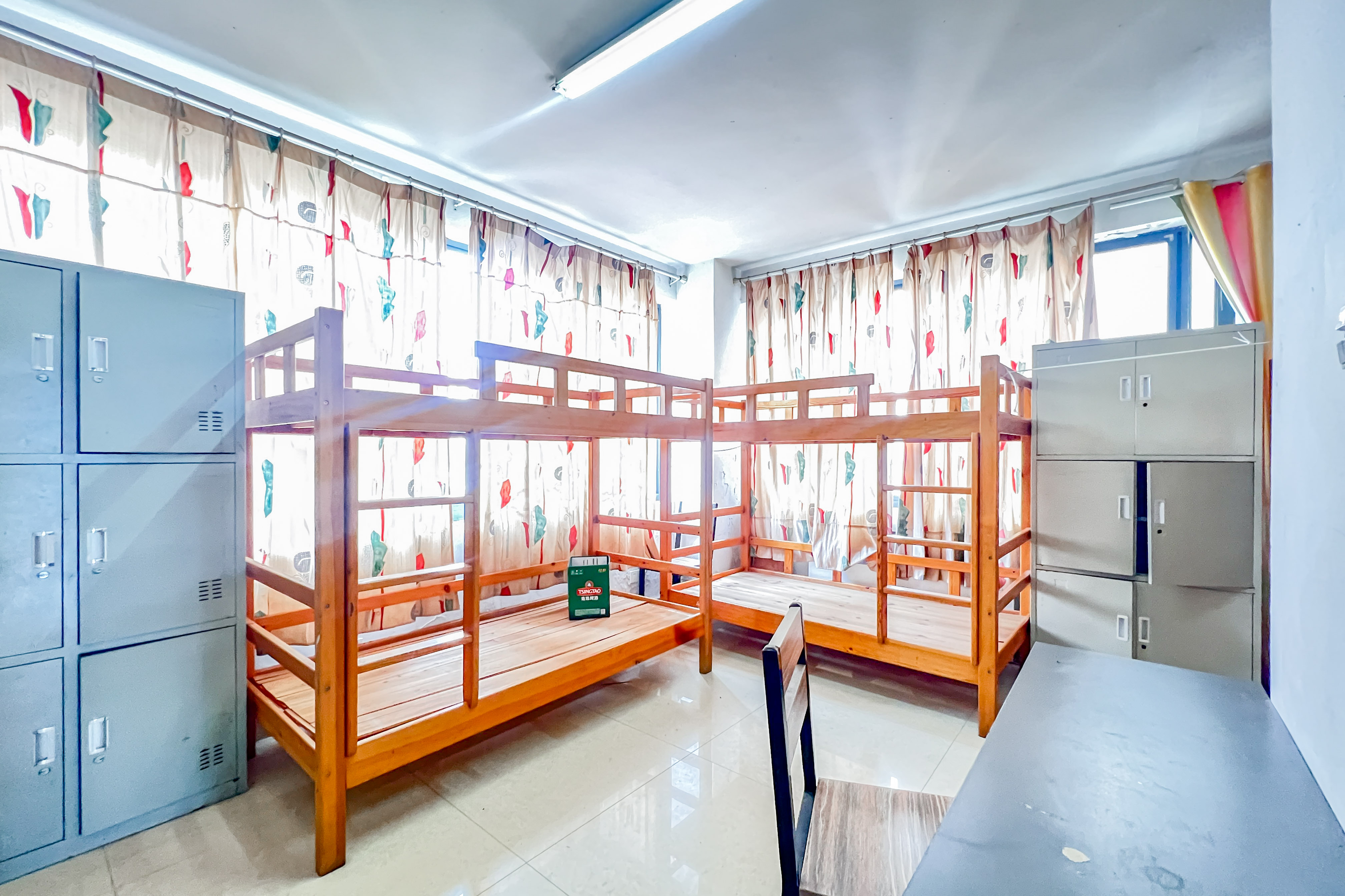 未来城科学家园  3室2厅2卫   125.00万卧室
