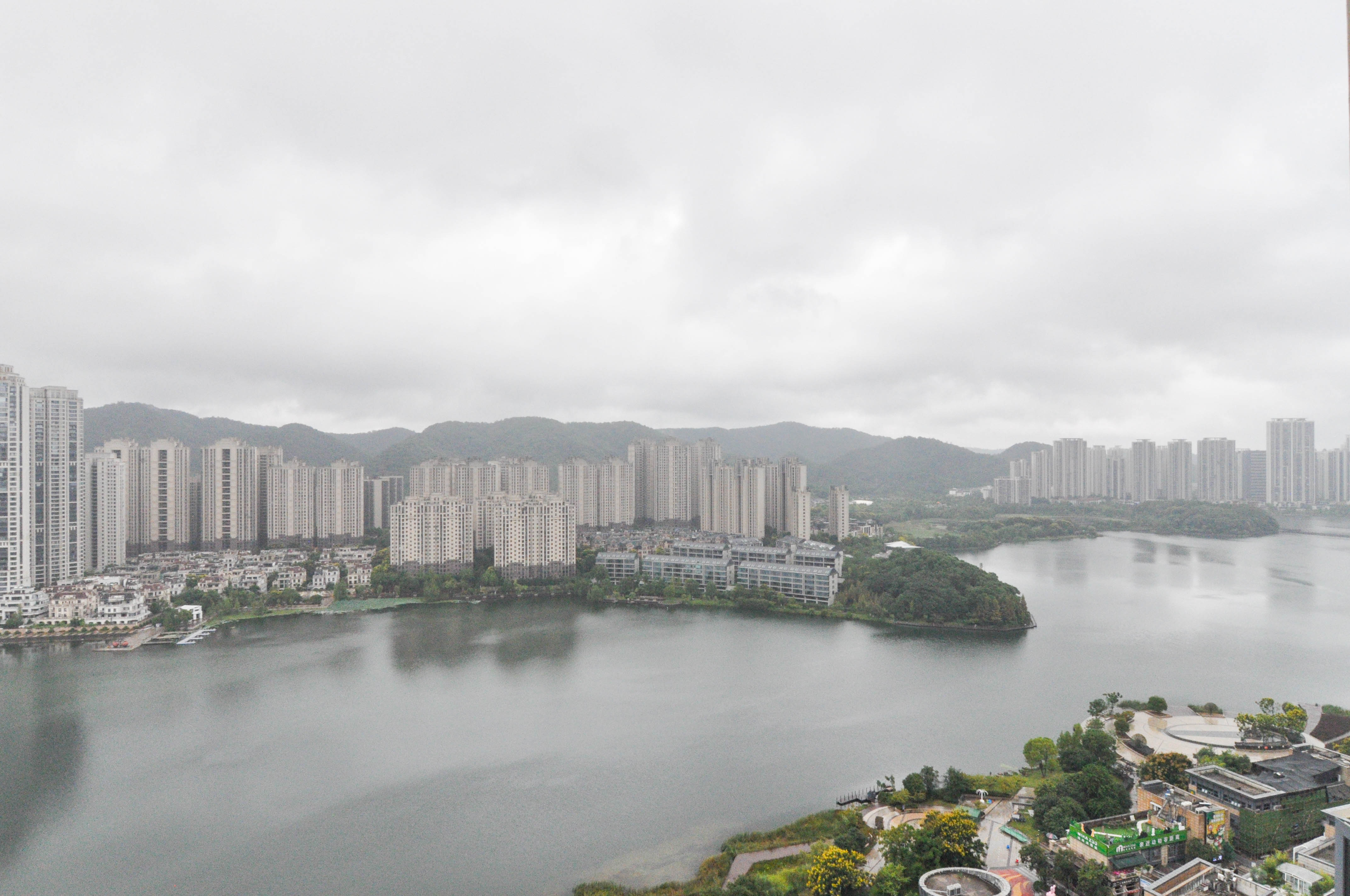 中建梅溪湖中心  6室2厅4卫   720.00万其他
