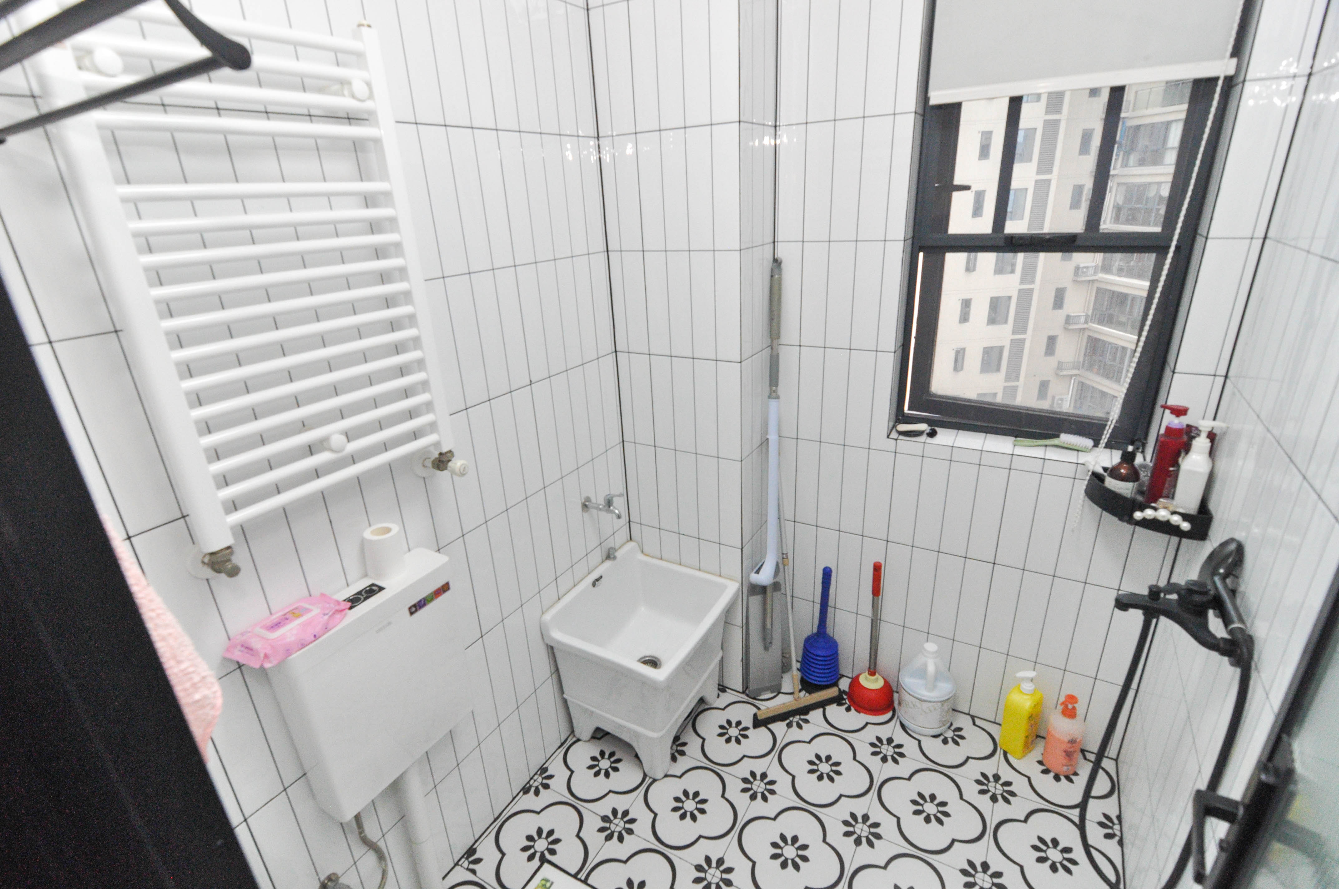 中建梅溪湖中心  6室2厅4卫   720.00万卫生间