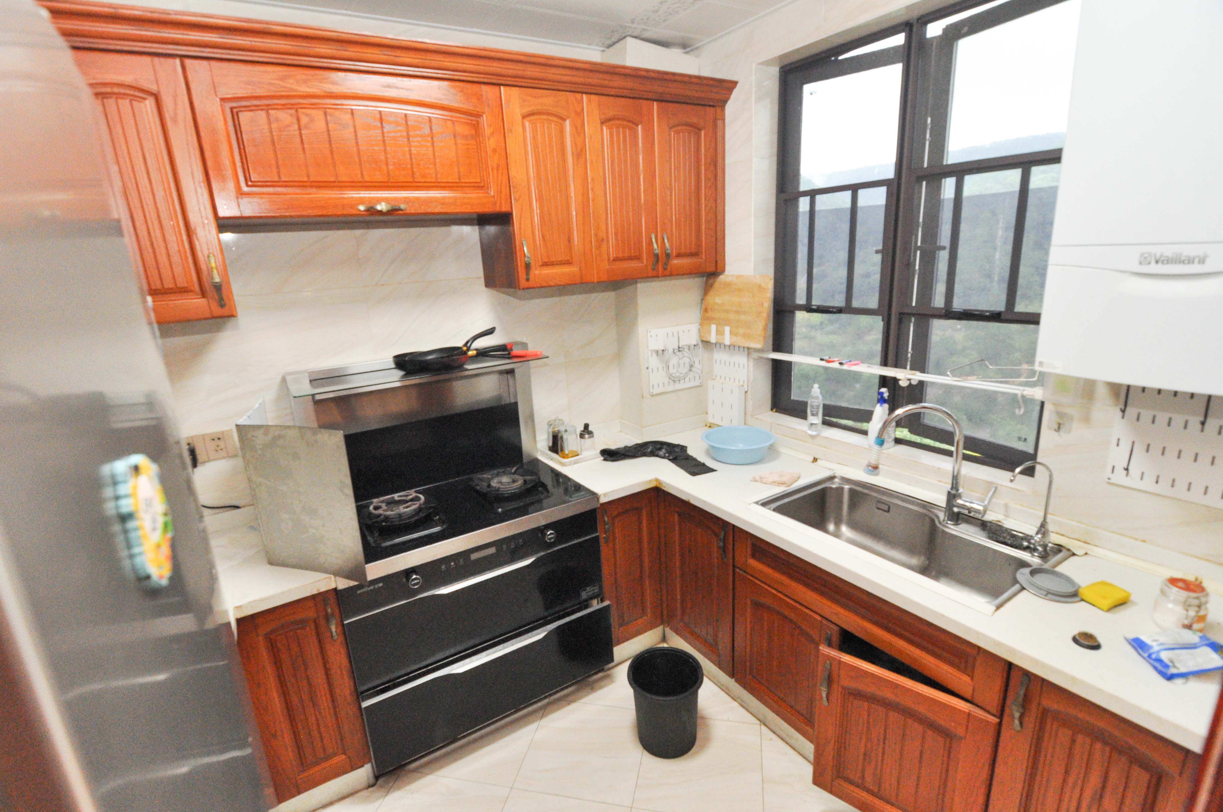 佳兆业云顶梅溪湖(佳兆业梅溪荟) 4室2厅2卫 205.0万 佳兆业云顶梅溪湖(佳兆业梅溪荟) 4室2厅2卫 205.0万厨房