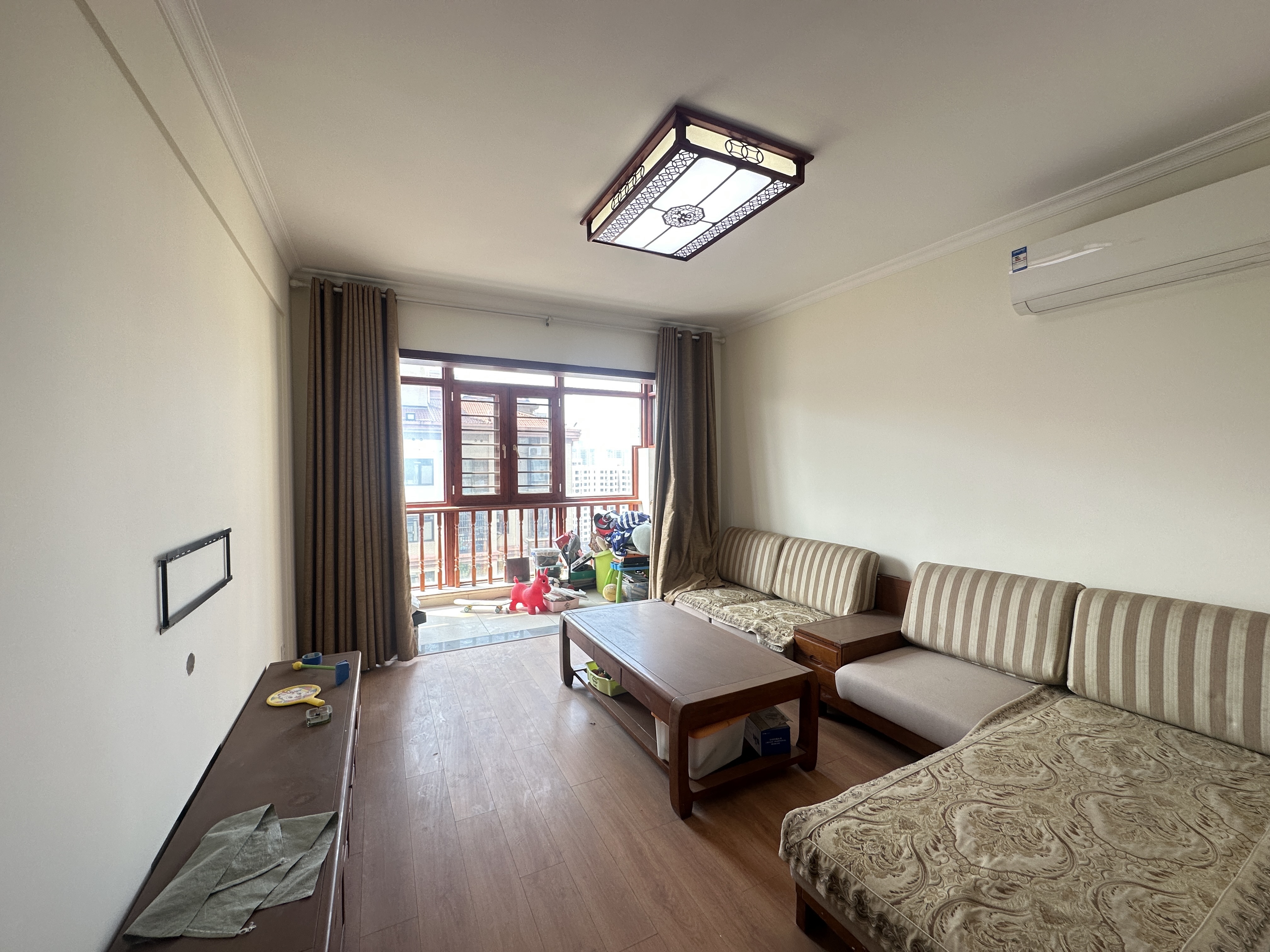 龙腾国际 2室1厅1卫 65.0万 龙腾国际 2室1厅1卫 65.0万室内图