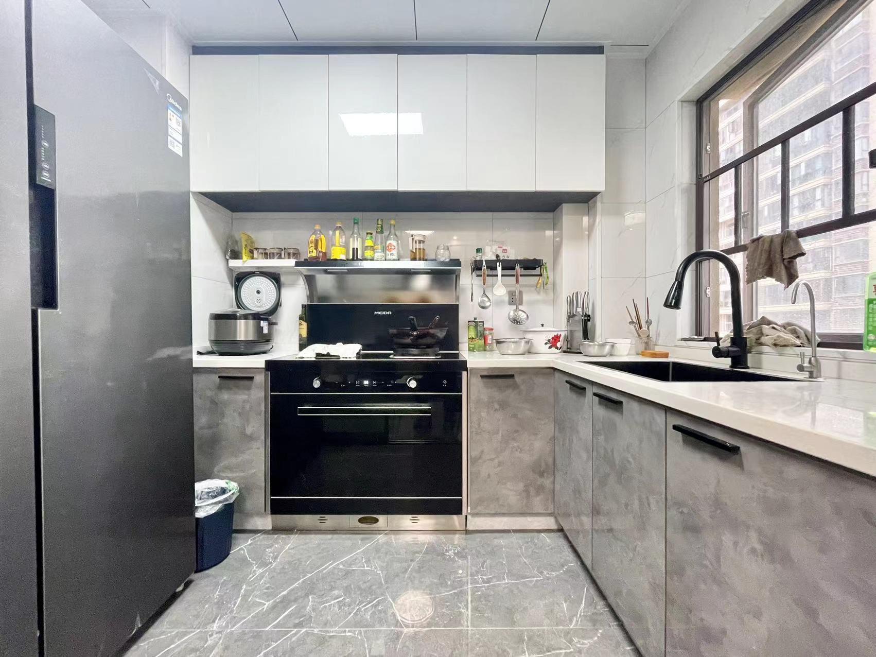 亿都时光 3室2厅2卫 90.0万 亿都时光 3室2厅2卫 90.0万室内图