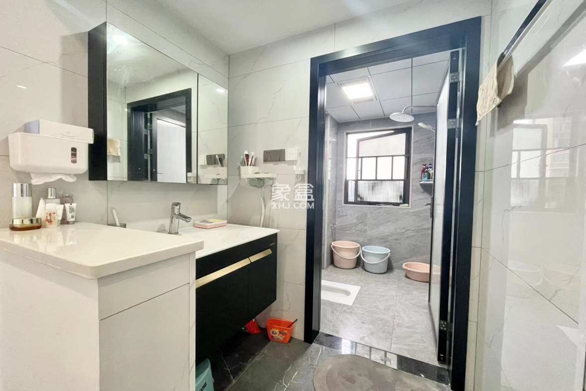 亿都时光 3室2厅2卫 90.0万 亿都时光 3室2厅2卫 90.0万室内图