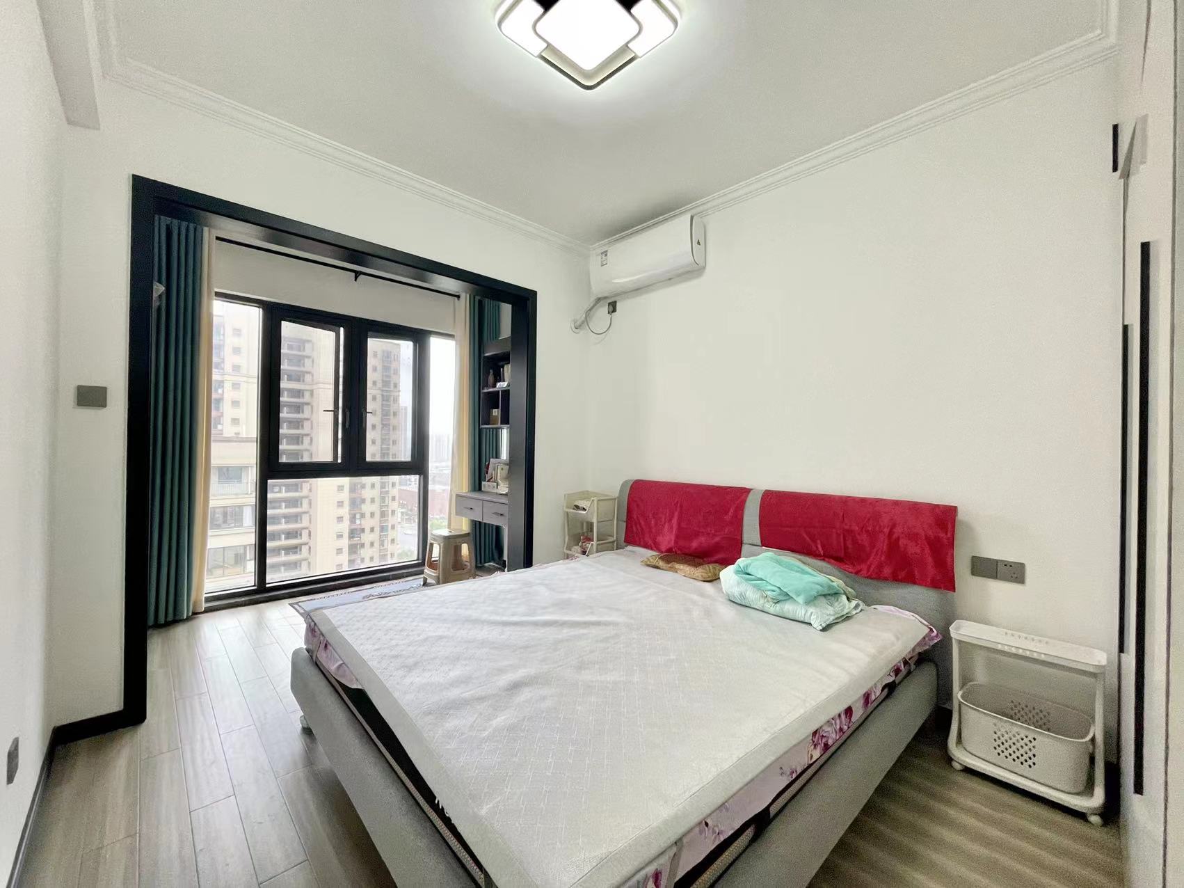 亿都时光 3室2厅2卫 90.0万 亿都时光 3室2厅2卫 90.0万室内图