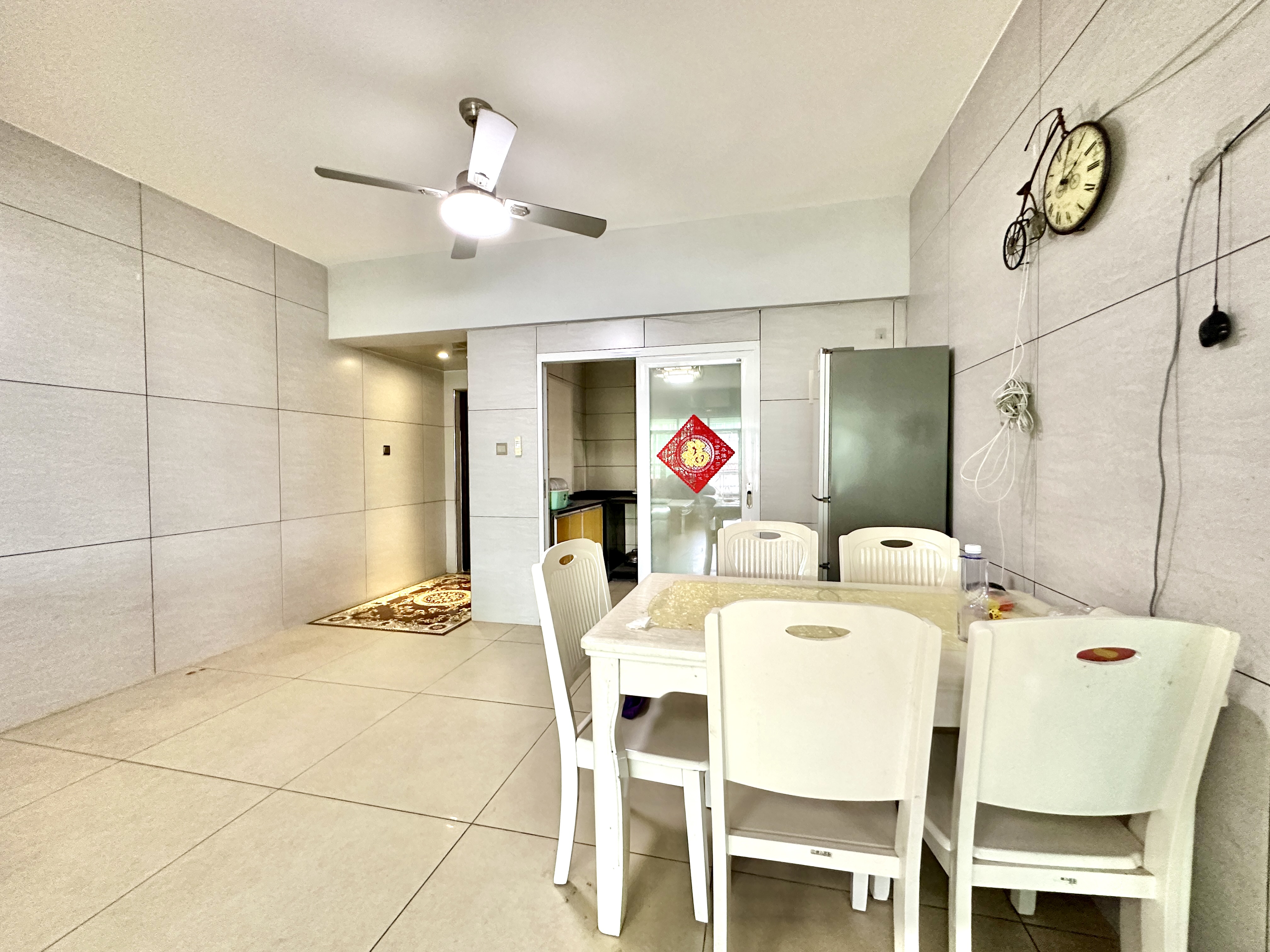 丽晶花园  3室2厅2卫    155.0万 丽晶花园  3室2厅2卫    155.0万客厅