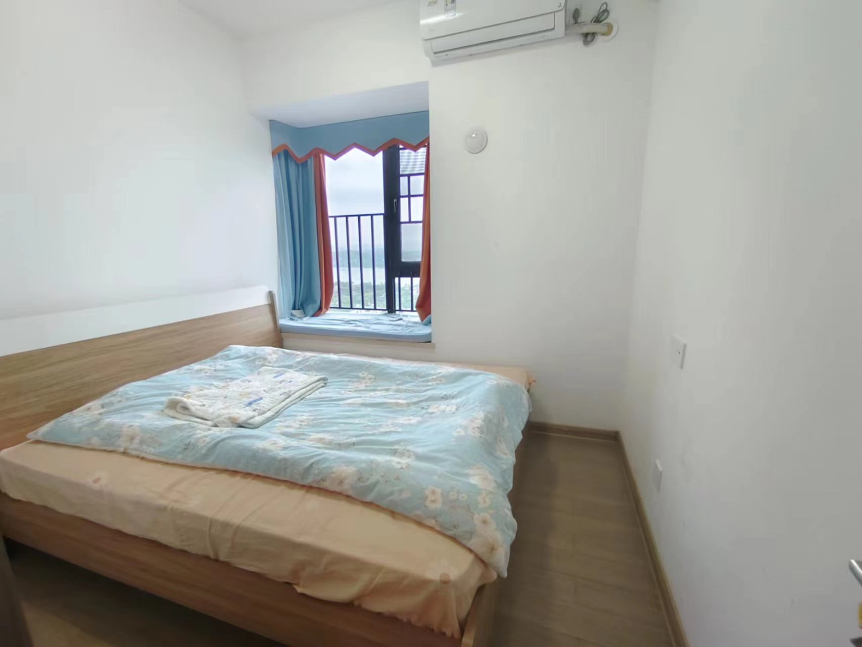 蓝溪谷 3室2厅2卫 89.8万 蓝溪谷 3室2厅2卫 89.8万室内图