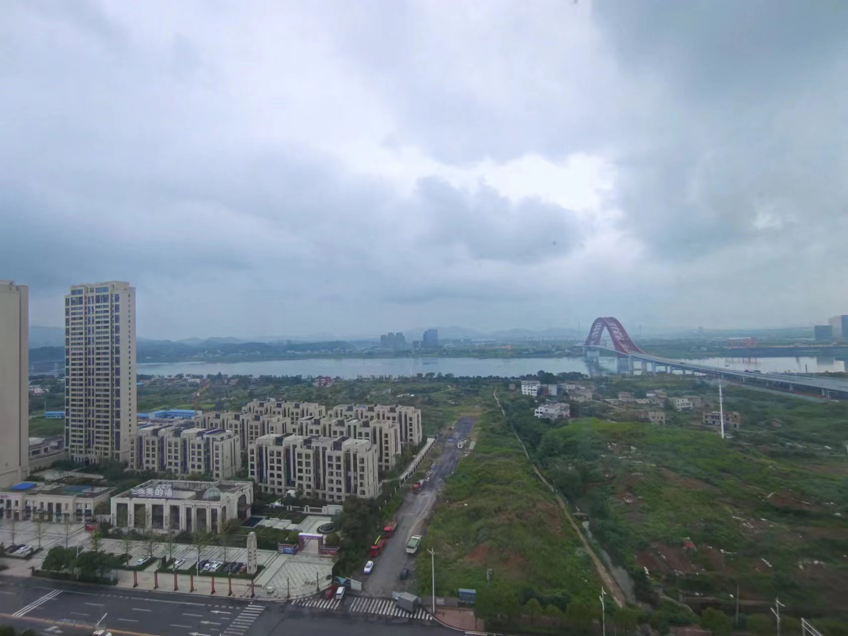 蓝溪谷 3室2厅2卫 89.8万 蓝溪谷 3室2厅2卫 89.8万室内图