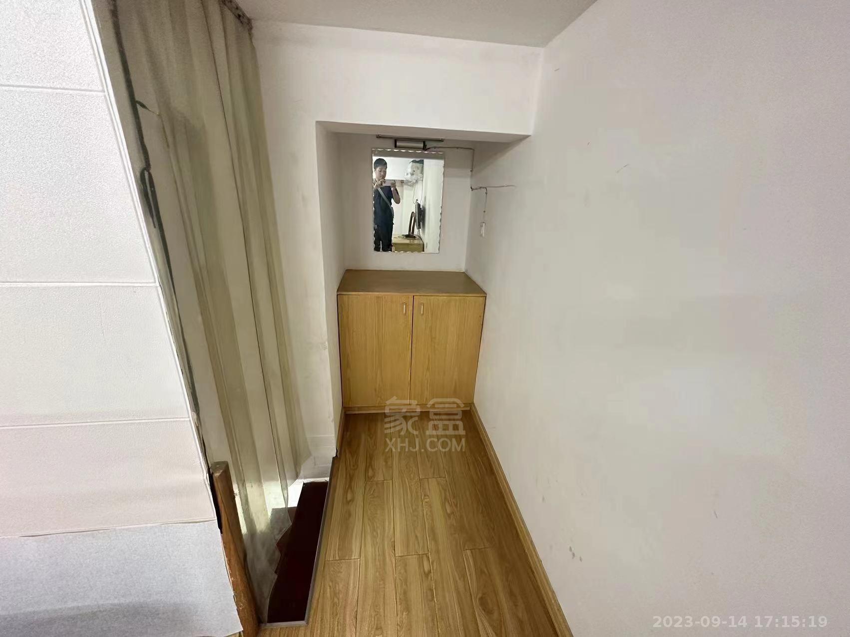 御景东方 1室1厅1卫 750.00元/月 御景东方 1室1厅1卫 750.00元/月室内图