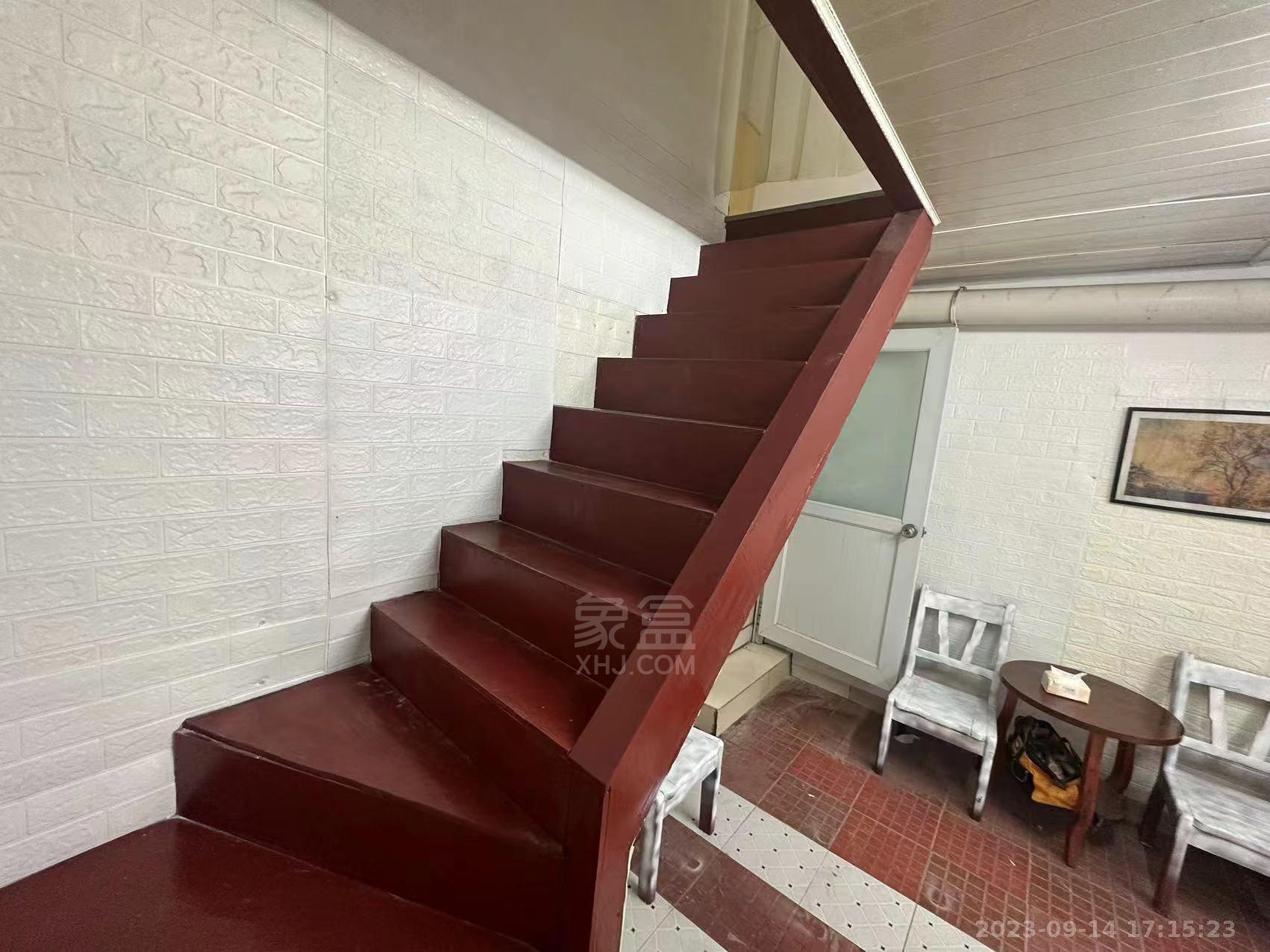 御景东方 1室1厅1卫 750.00元/月 御景东方 1室1厅1卫 750.00元/月室内图