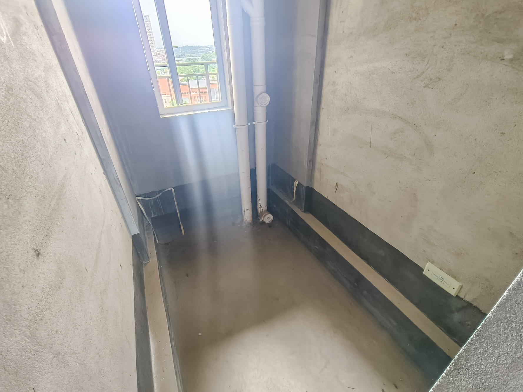 和悦城(蟠龙景苑) 3室2厅2卫 55.0万 和悦城(蟠龙景苑) 3室2厅2卫 55.0万卫生间