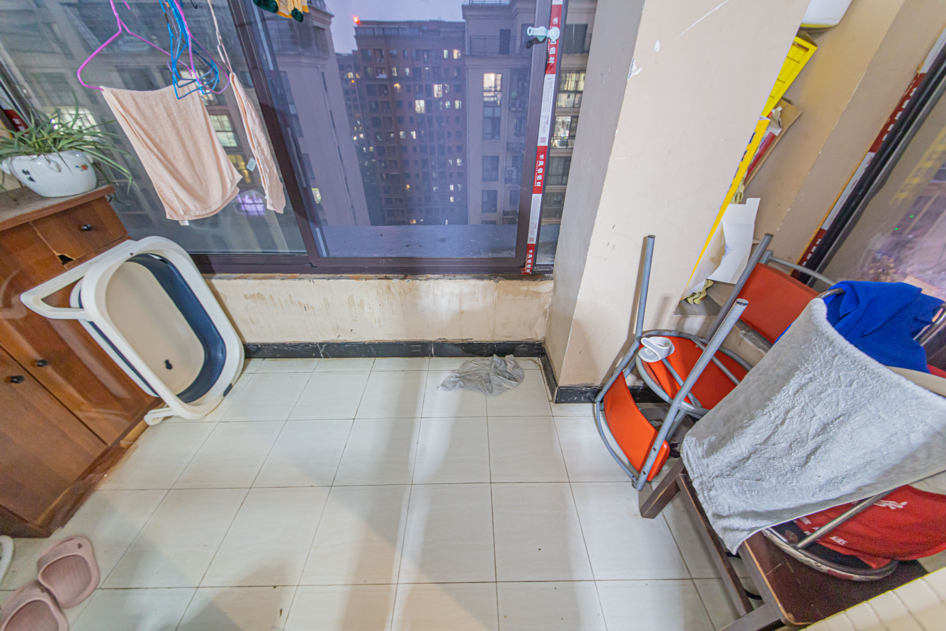 金房奥斯卡  2室2厅1卫    44.5万 金房奥斯卡  2室2厅1卫    44.5万阳台